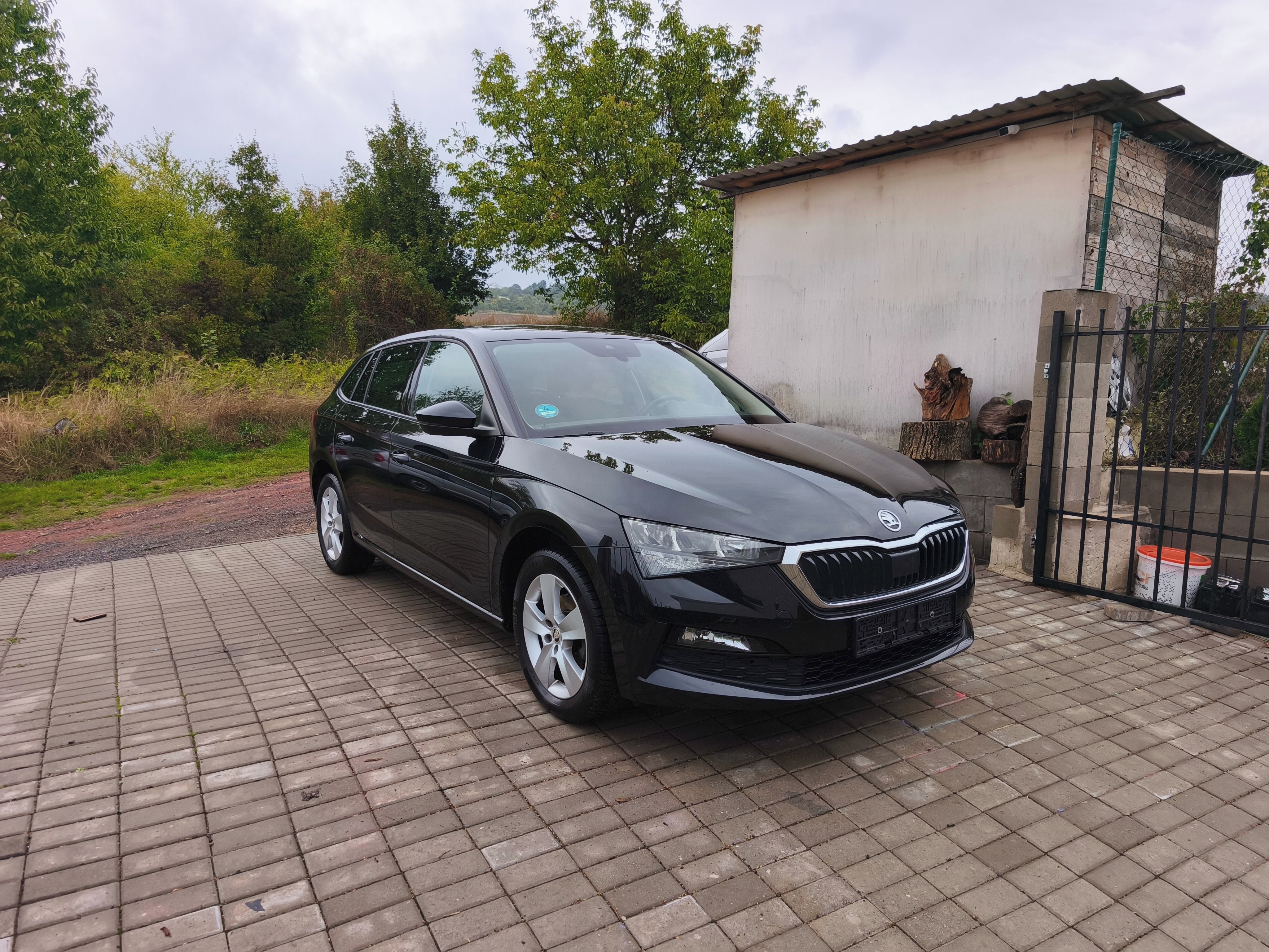 Škoda Scala, 1.0 TSI 81kw Full Led,NaVi,DPH - fotka 3
