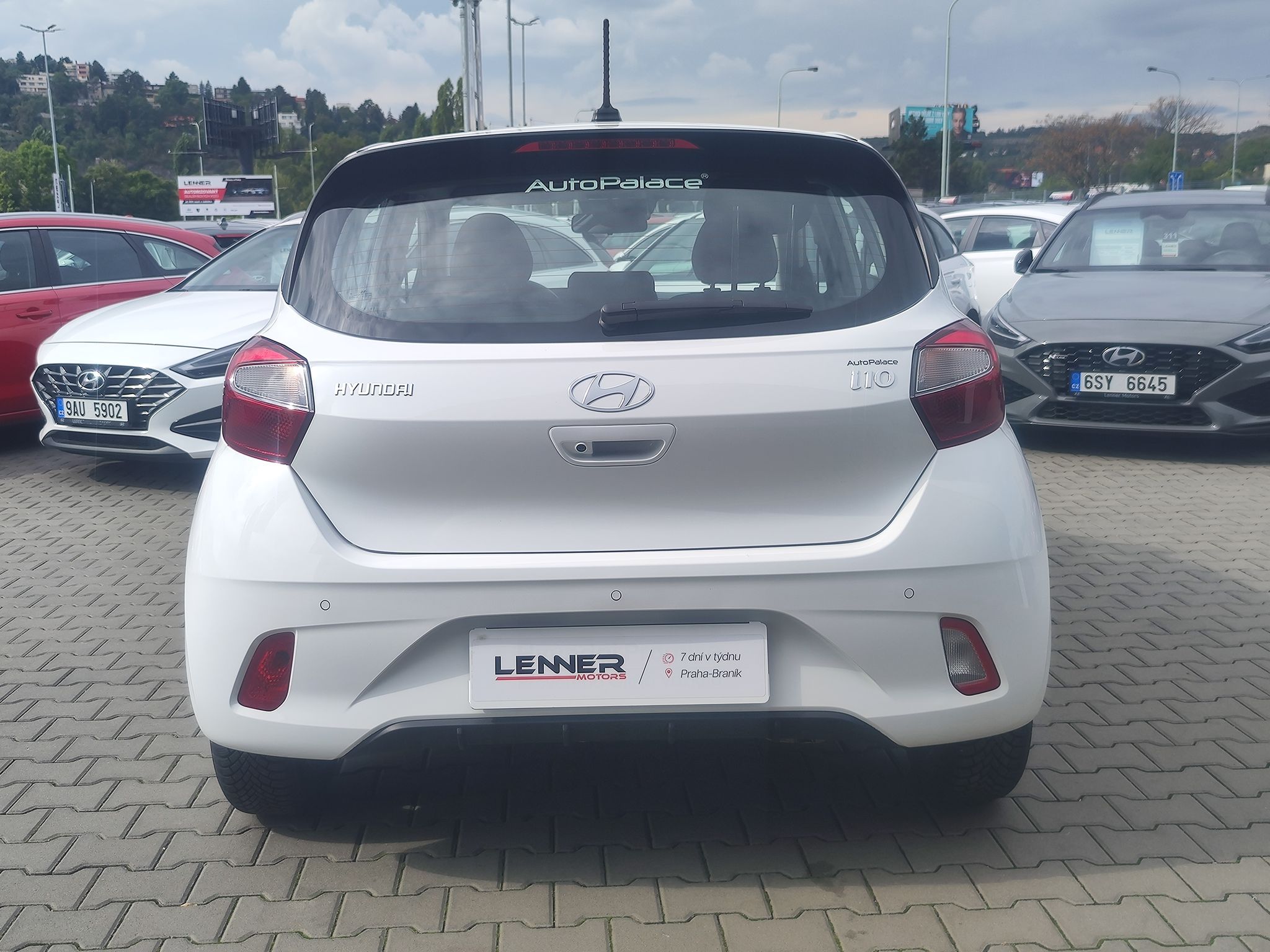 Hyundai i10, 1.0i/46kW Wave - fotka 6