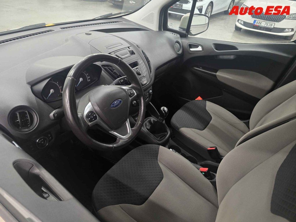 Ford Tourneo Courier, 1.0 EB,1.maj,ČR - fotka 3