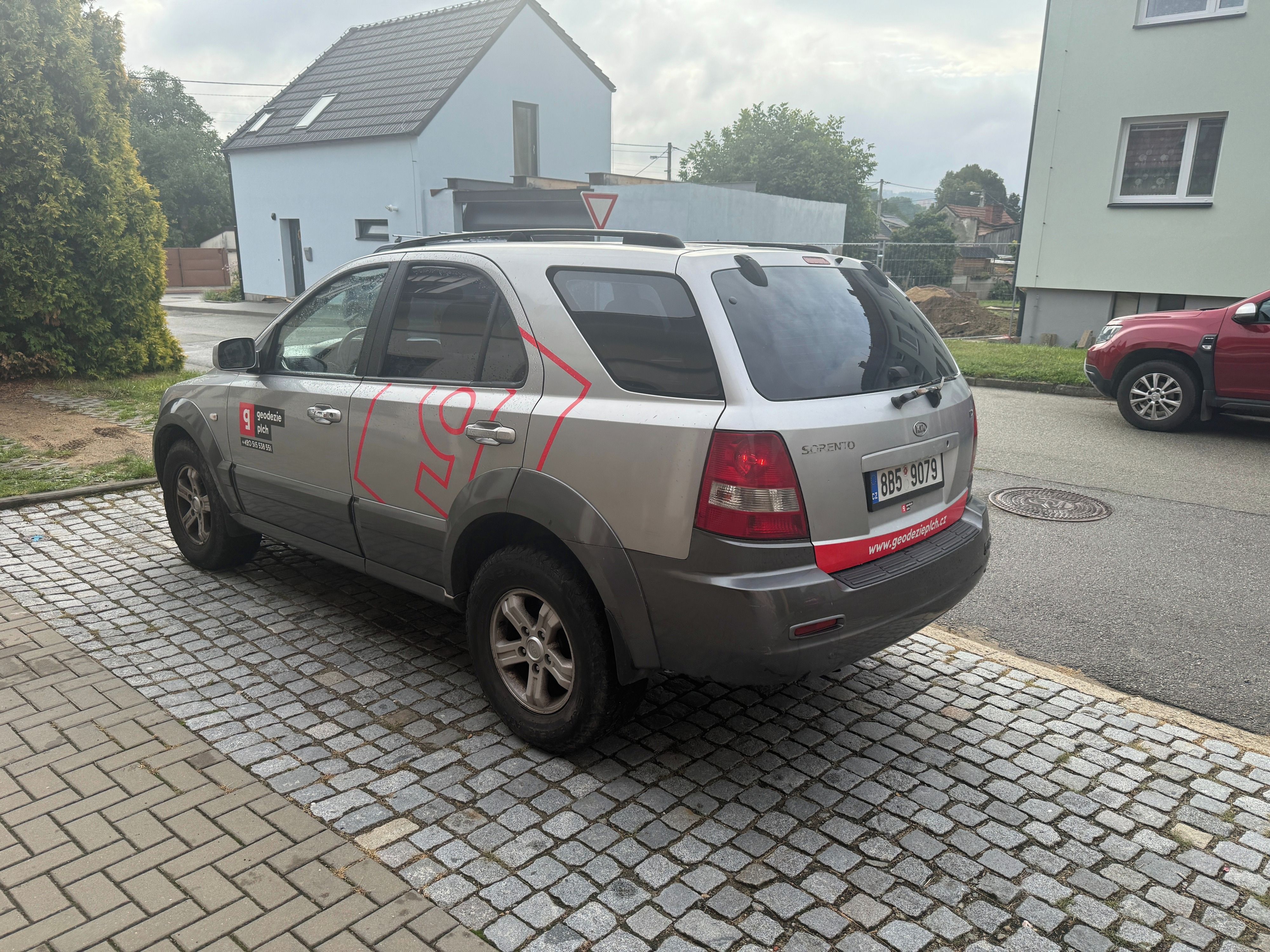 Kia Sorento, 2.5 CRDi + sada zimích kol - fotka 3