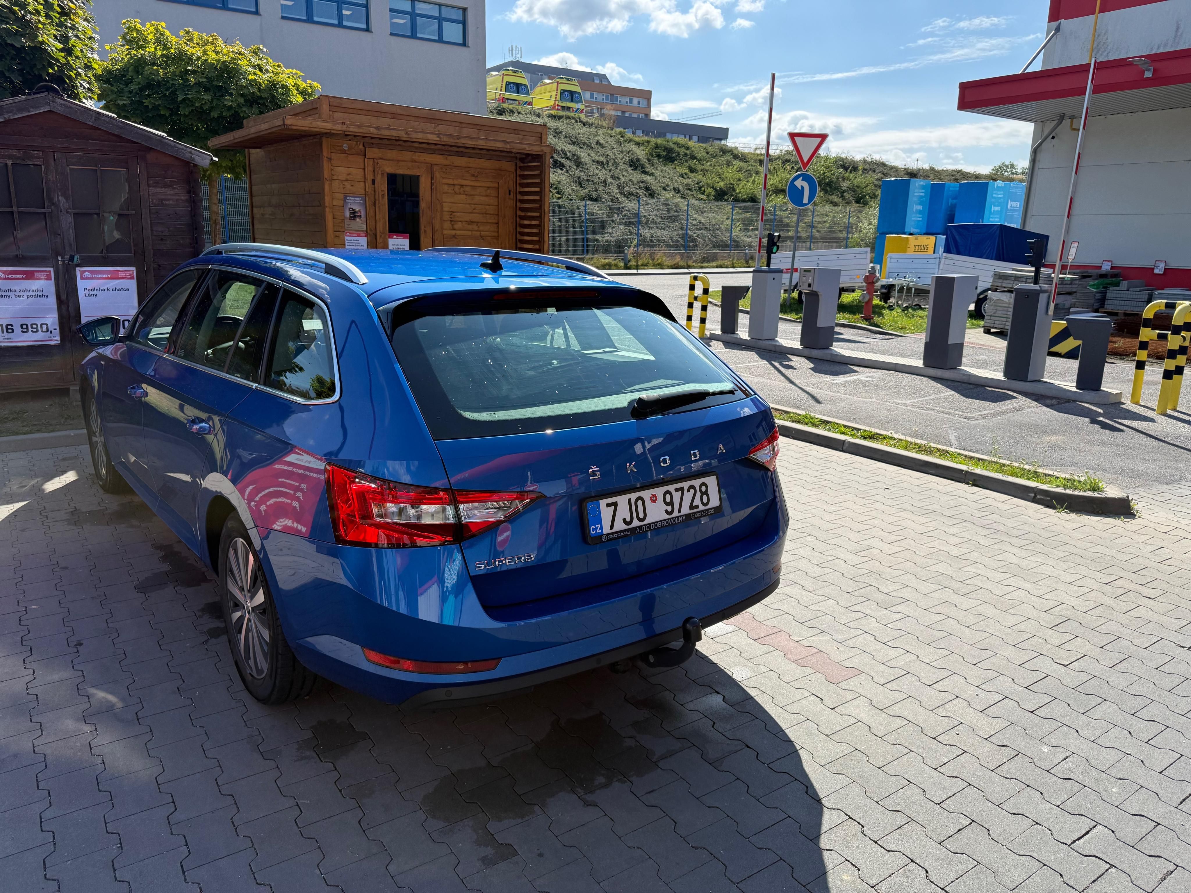 Škoda Superb, Škoda Superb combi 2.0 TDI - fotka 5