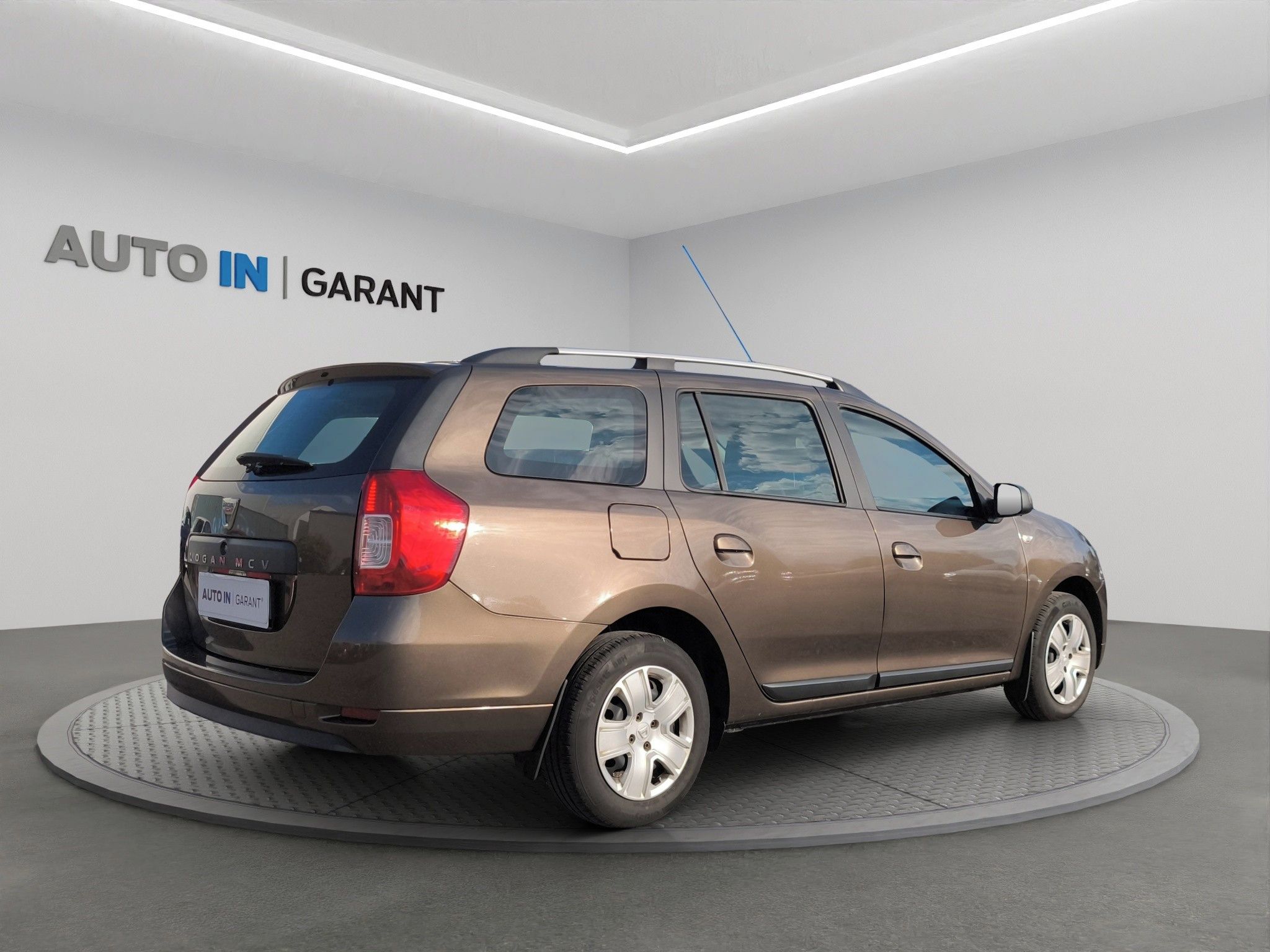 Dacia Logan, MCV 1.0 54kW, ČR, 1. Maj., Kli - fotka 5