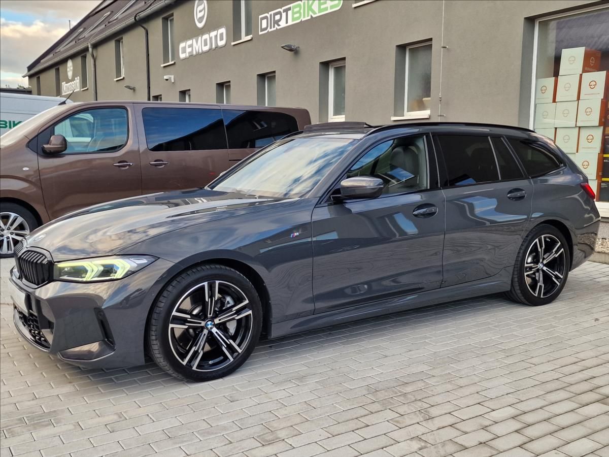 BMW Řada 3, 330d Xdrive M-Sport ČR,1.Maj. - fotka 6