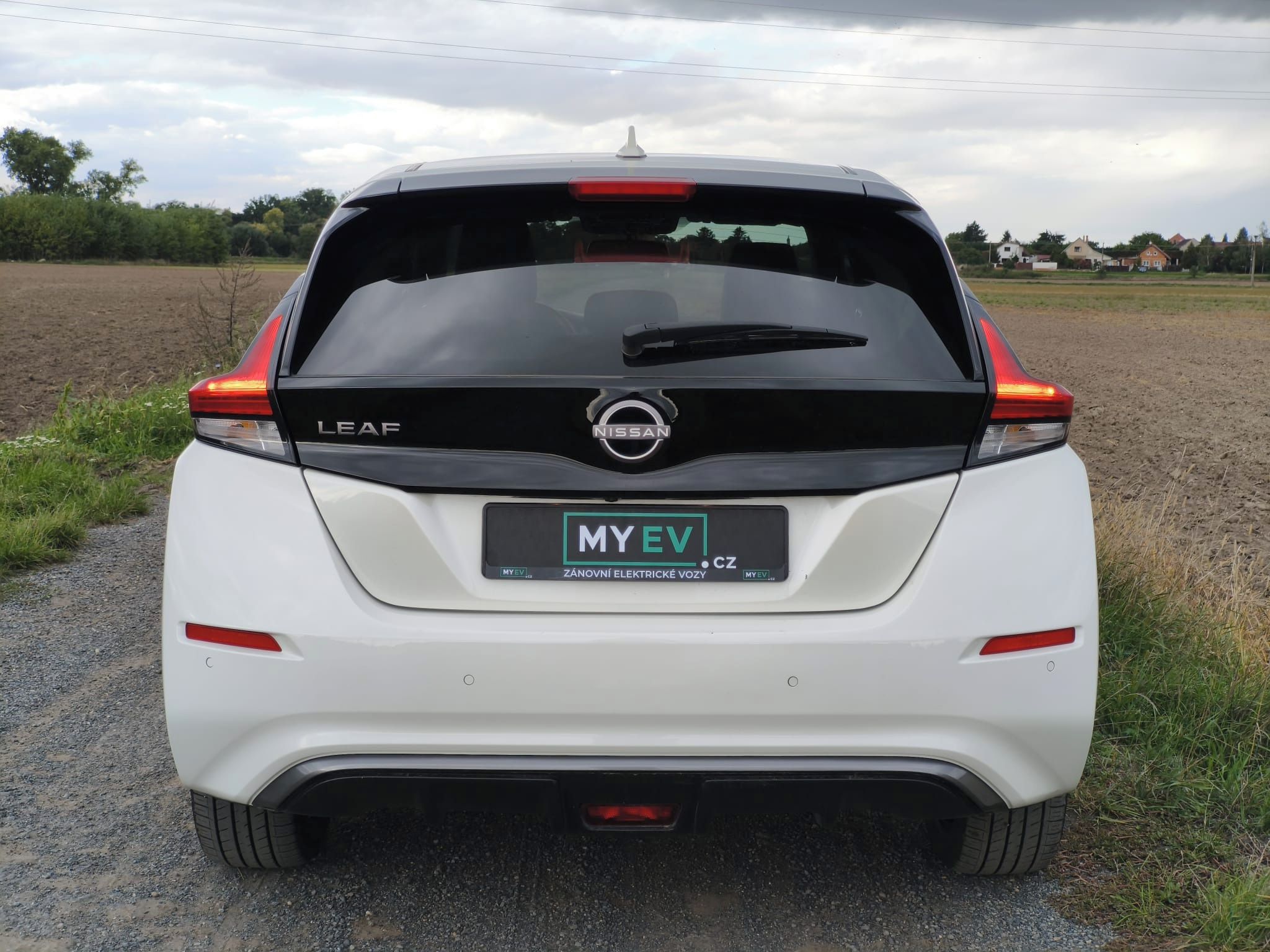 Nissan LEAF, 62kWh, N-CONNECTA LED SOH 91% - fotka 6