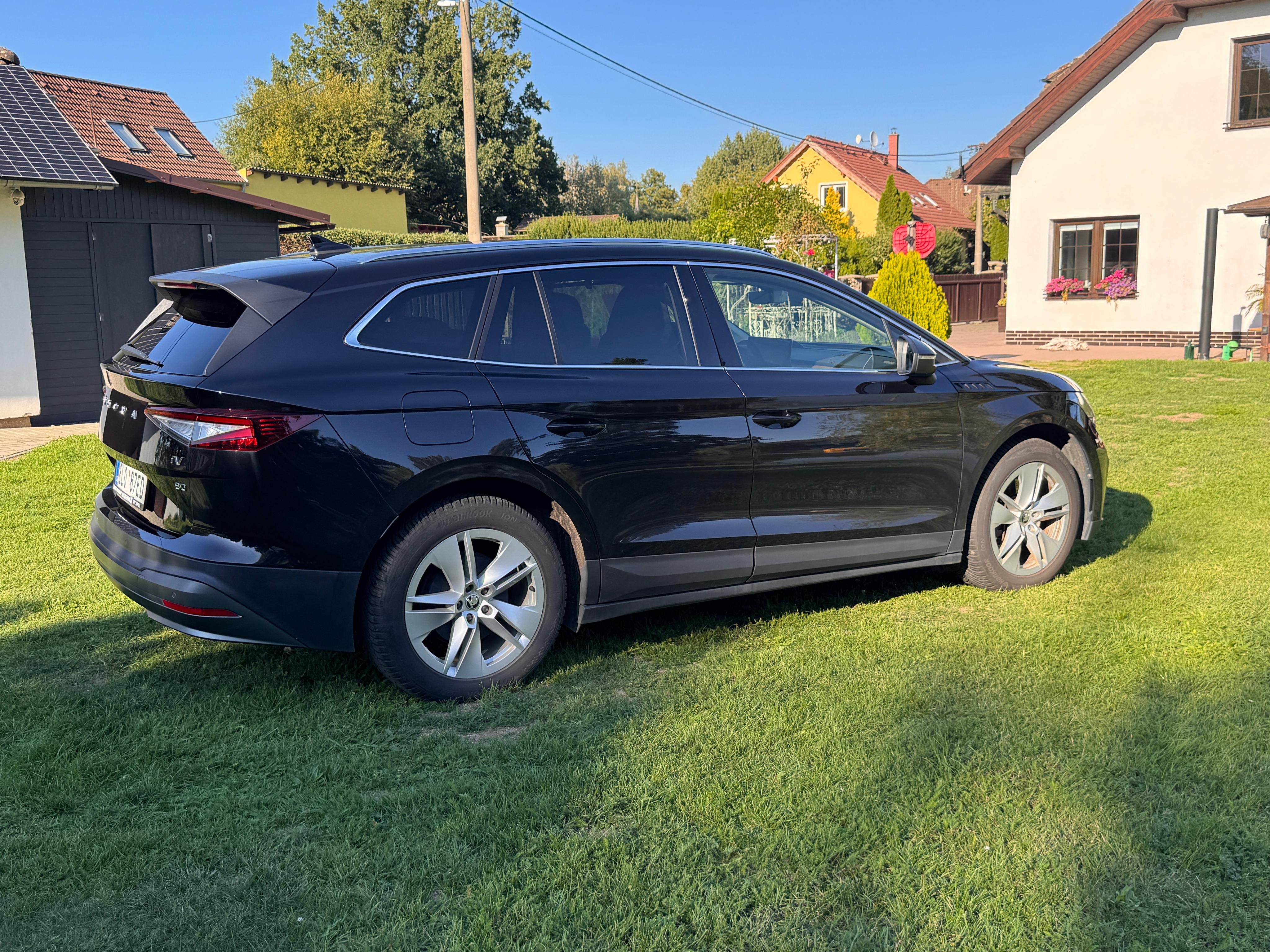 Škoda Enyaq, Škodu Enyaq iV 80 2021, Lounge - fotka 3