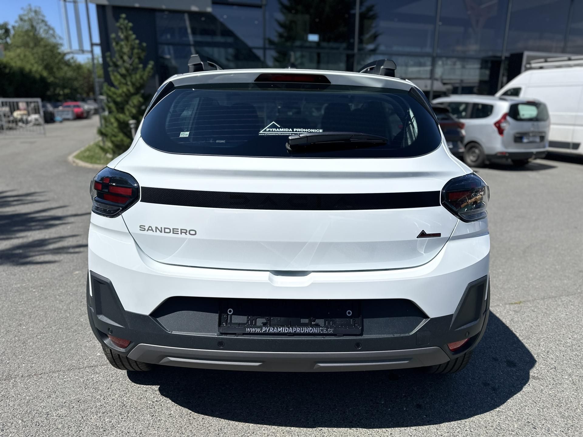 Dacia Sandero, STEPWAY HYBRID 155 - ŘÍJEN - fotka 6