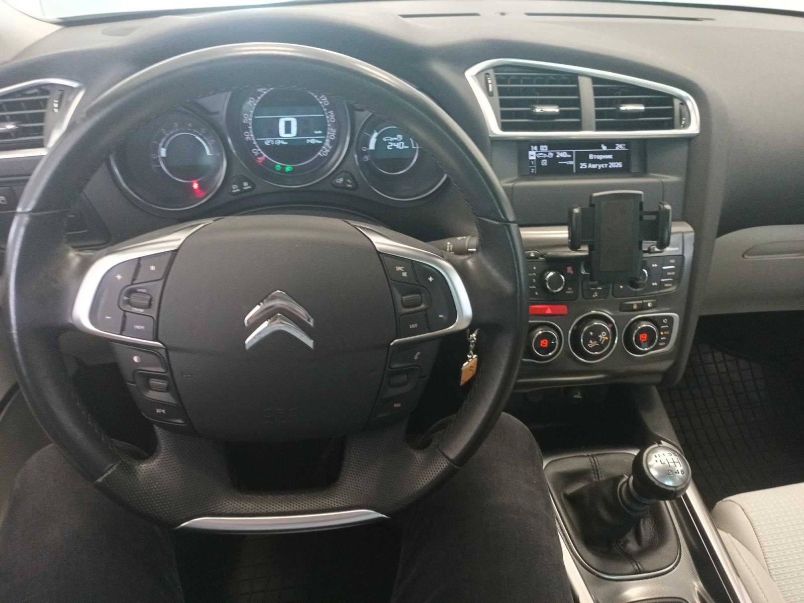 Citroën C4, 1.6 HDi, Serv.kniha - fotka 3