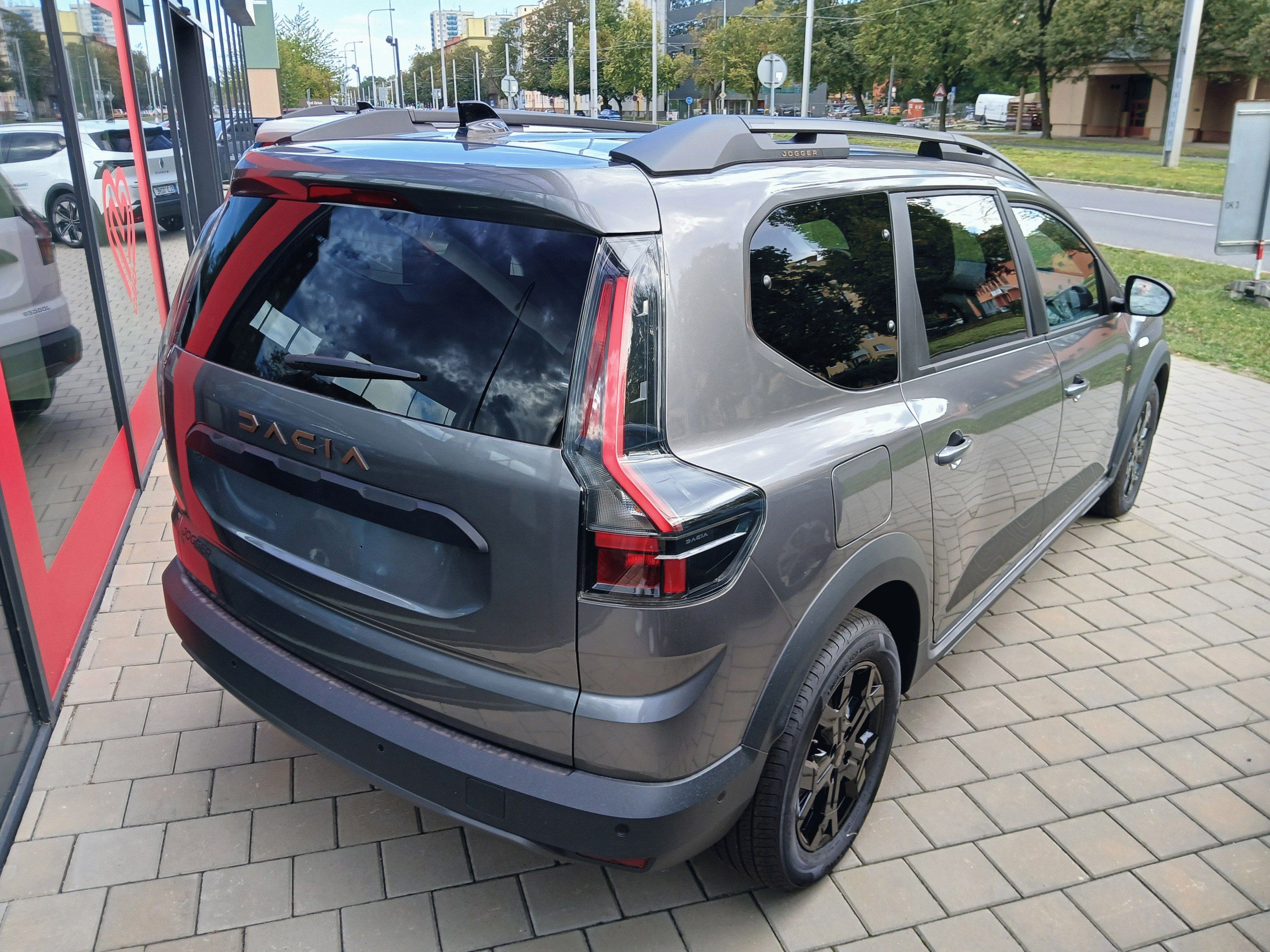 Dacia Jogger, Extreme Eco-G 120 7míst pobočk - fotka 3