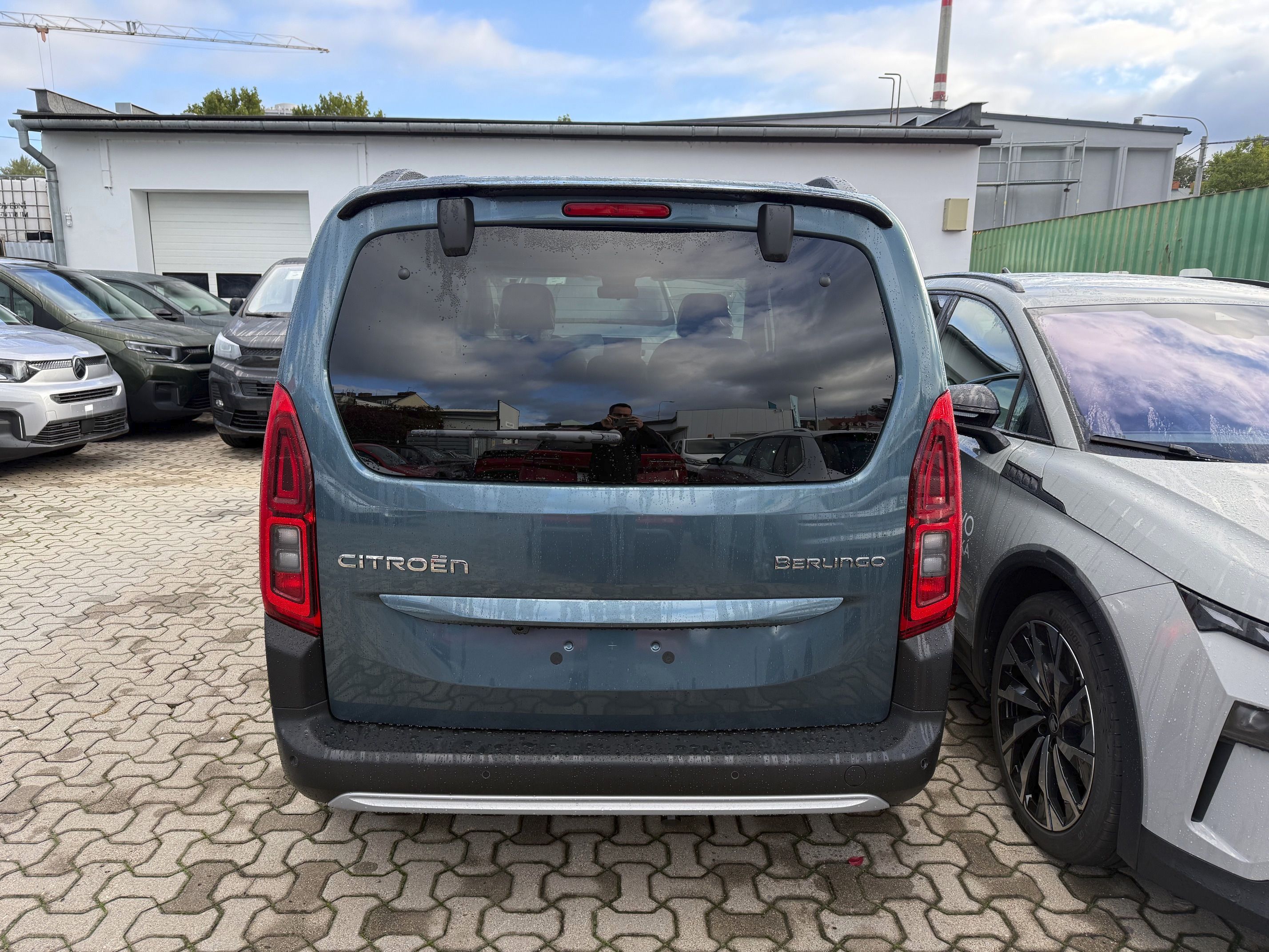 Citroën Berlingo, MAX Diesel 130k Automatic - fotka 4