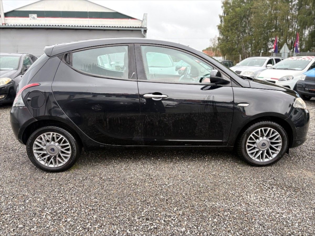 Lancia Y, 1,2 - fotka 6