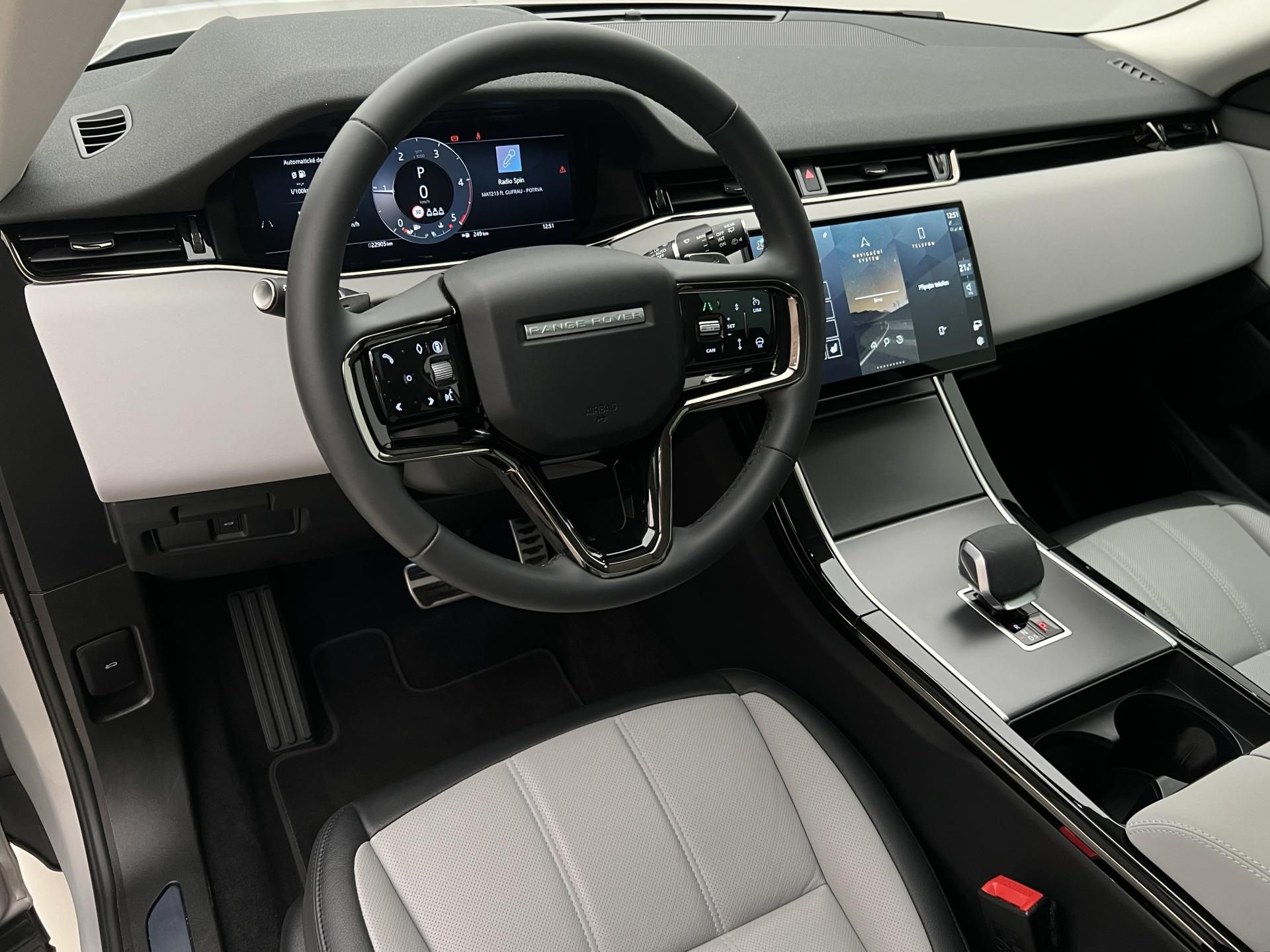 Land Rover Range Rover Evoque, D200 AWD DYNAMIC SE AUT CZ - fotka 4