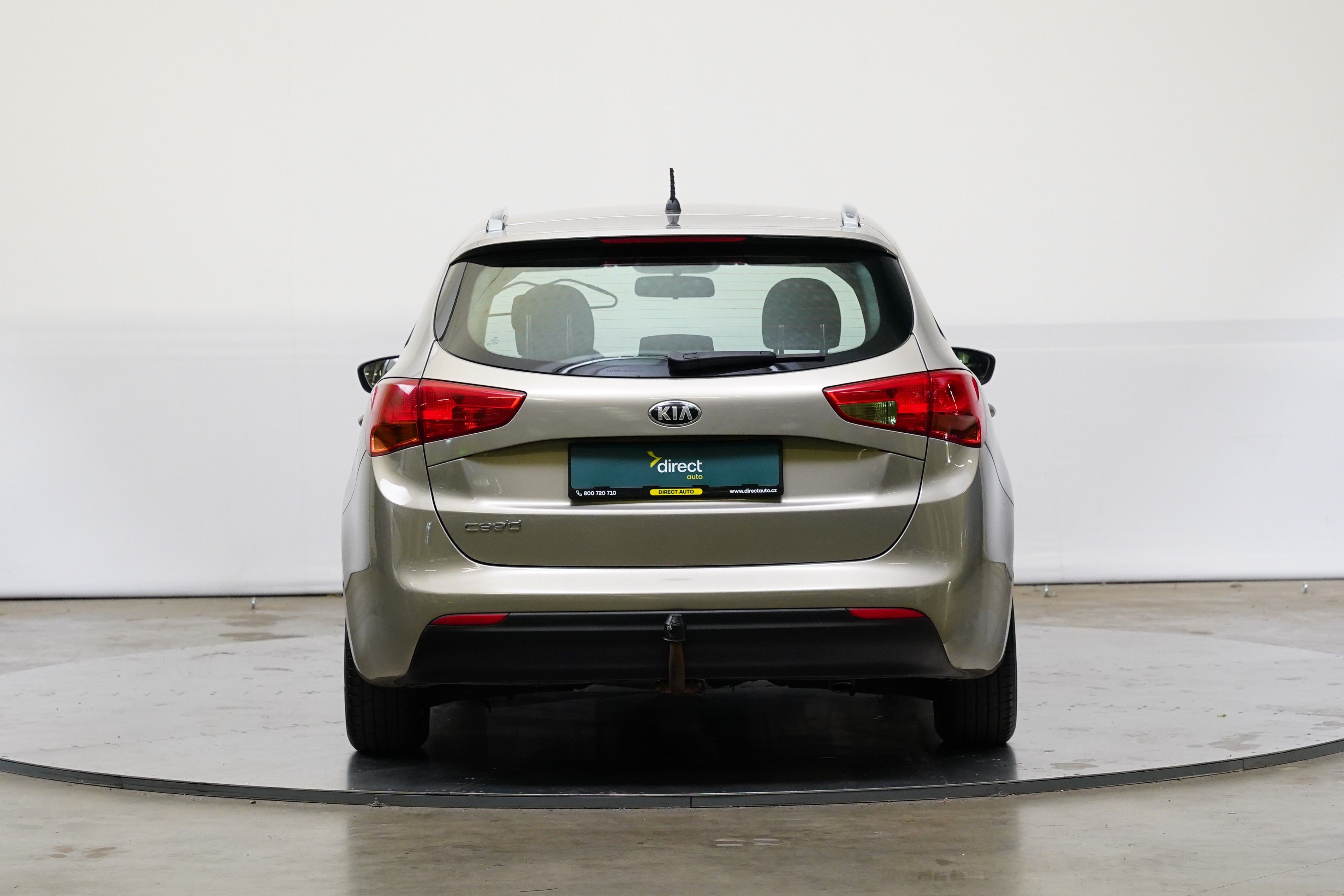 Kia Cee´d, 1.6 GDI 99 kW - fotka 6