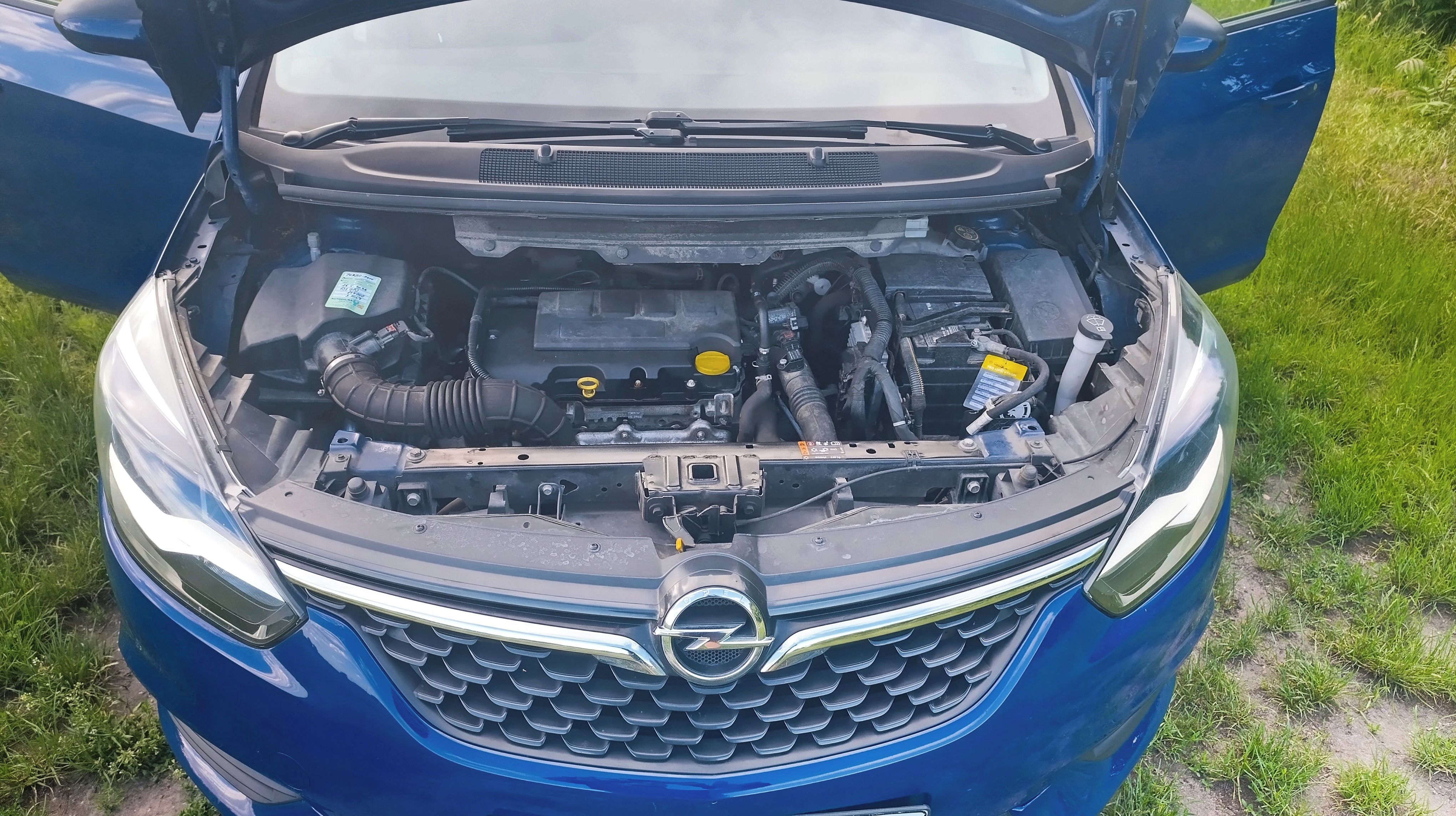 Opel Zafira, Opel Zafira Tourer - fotka 6