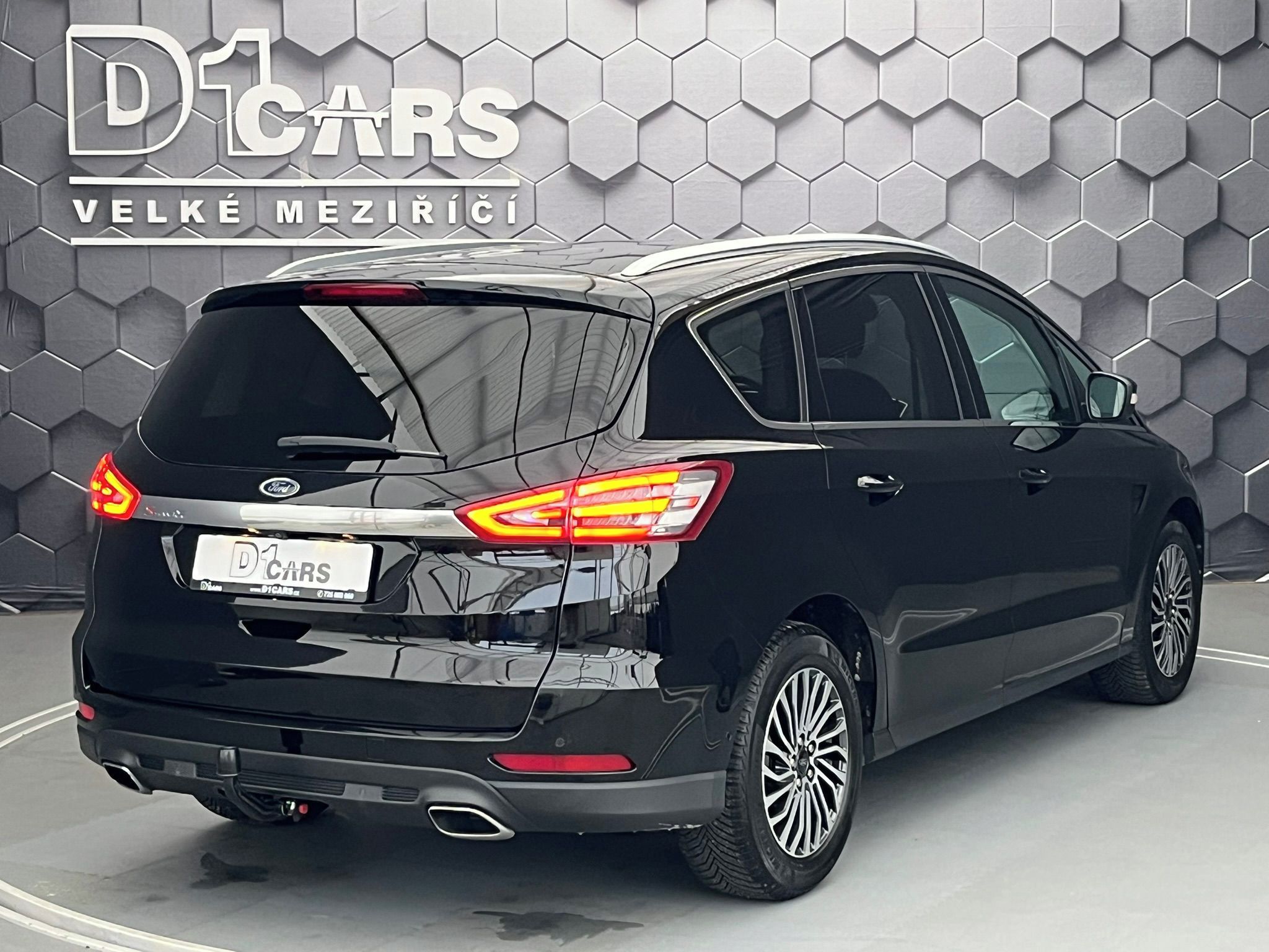 Ford S-MAX - fotka 4