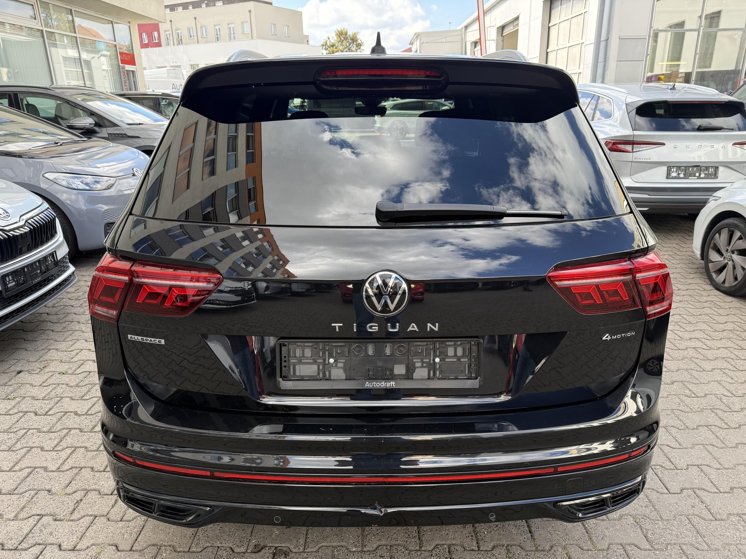 Volkswagen Tiguan Allspace, 2.0 TDI 147kW 4x4 DSG R-Line - fotka 5