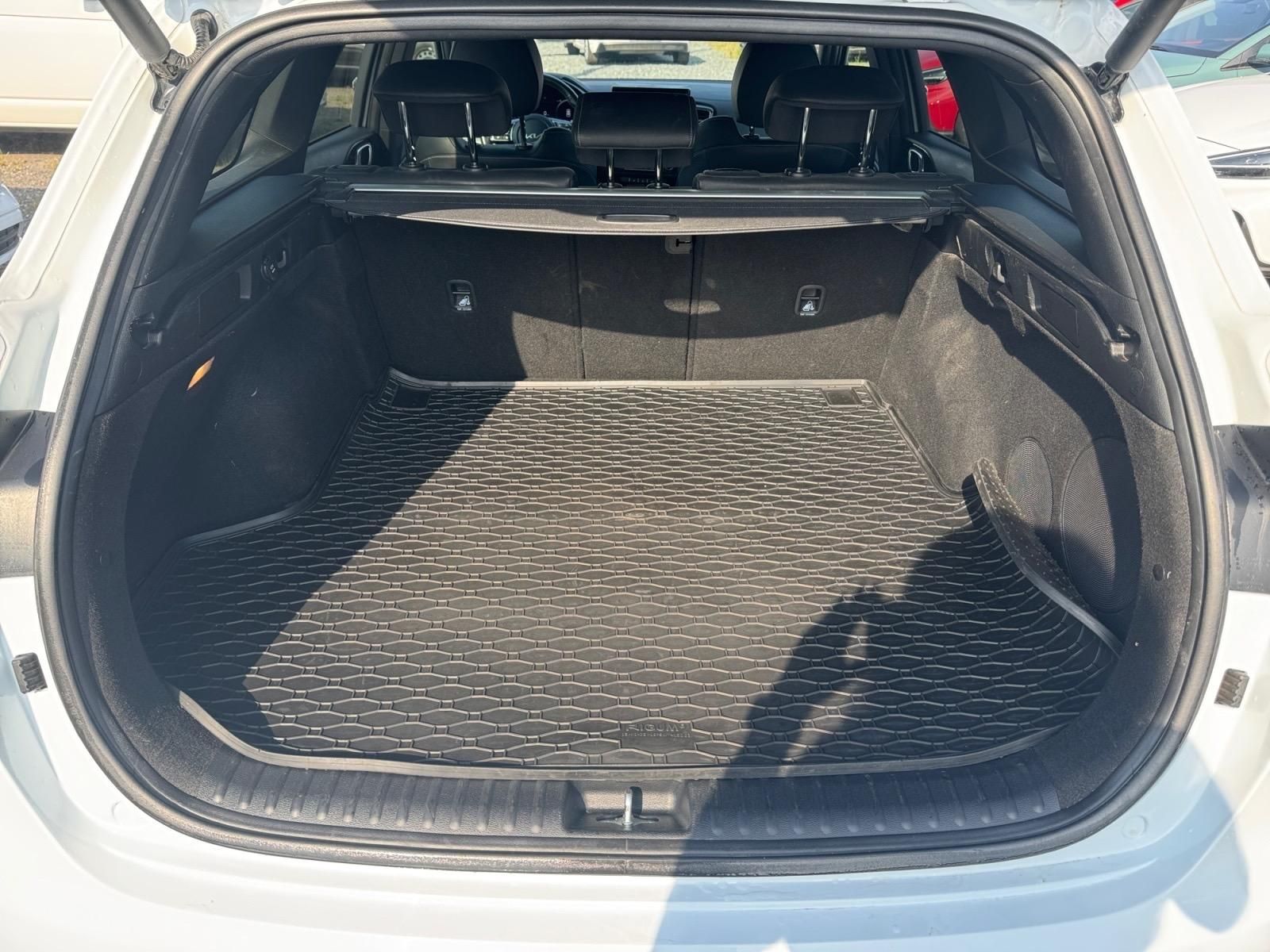 Kia Cee´d, GT-LINE 1.5T-GDI 117kW DPH CZ - fotka 6