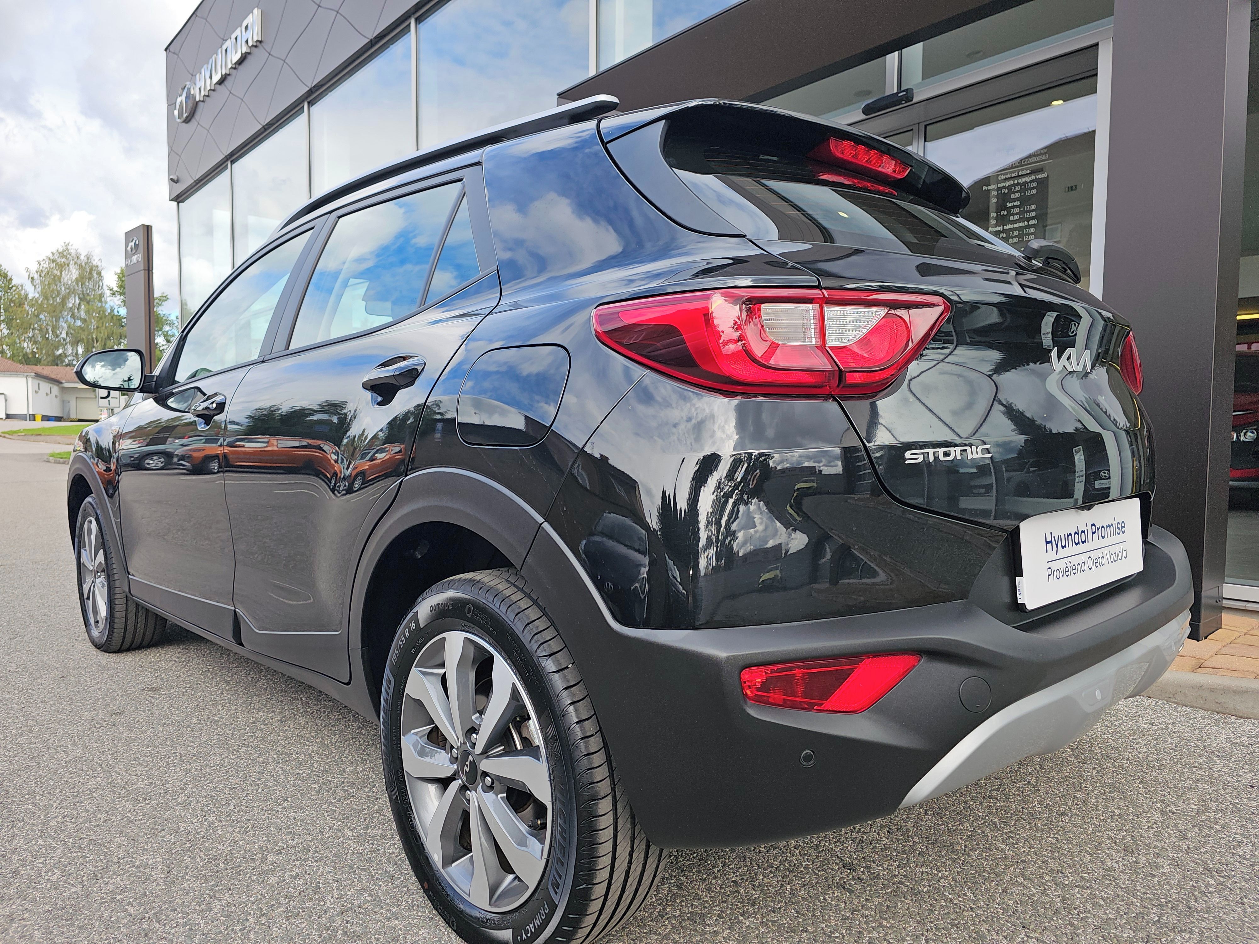Kia Stonic, 1,2 DPi CVVT SPIN nízké KM! - fotka 3