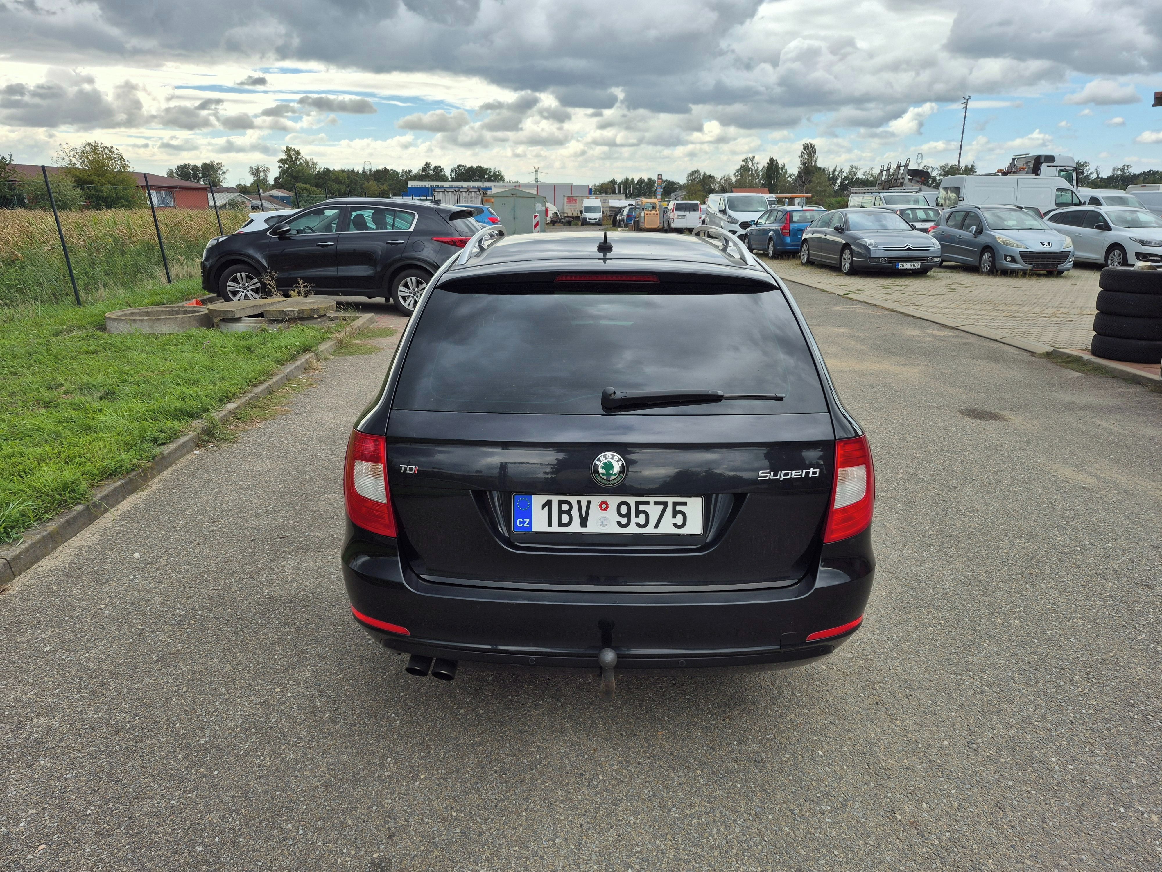 Škoda Superb, 2,0TDI, 103kW, servis - fotka 5