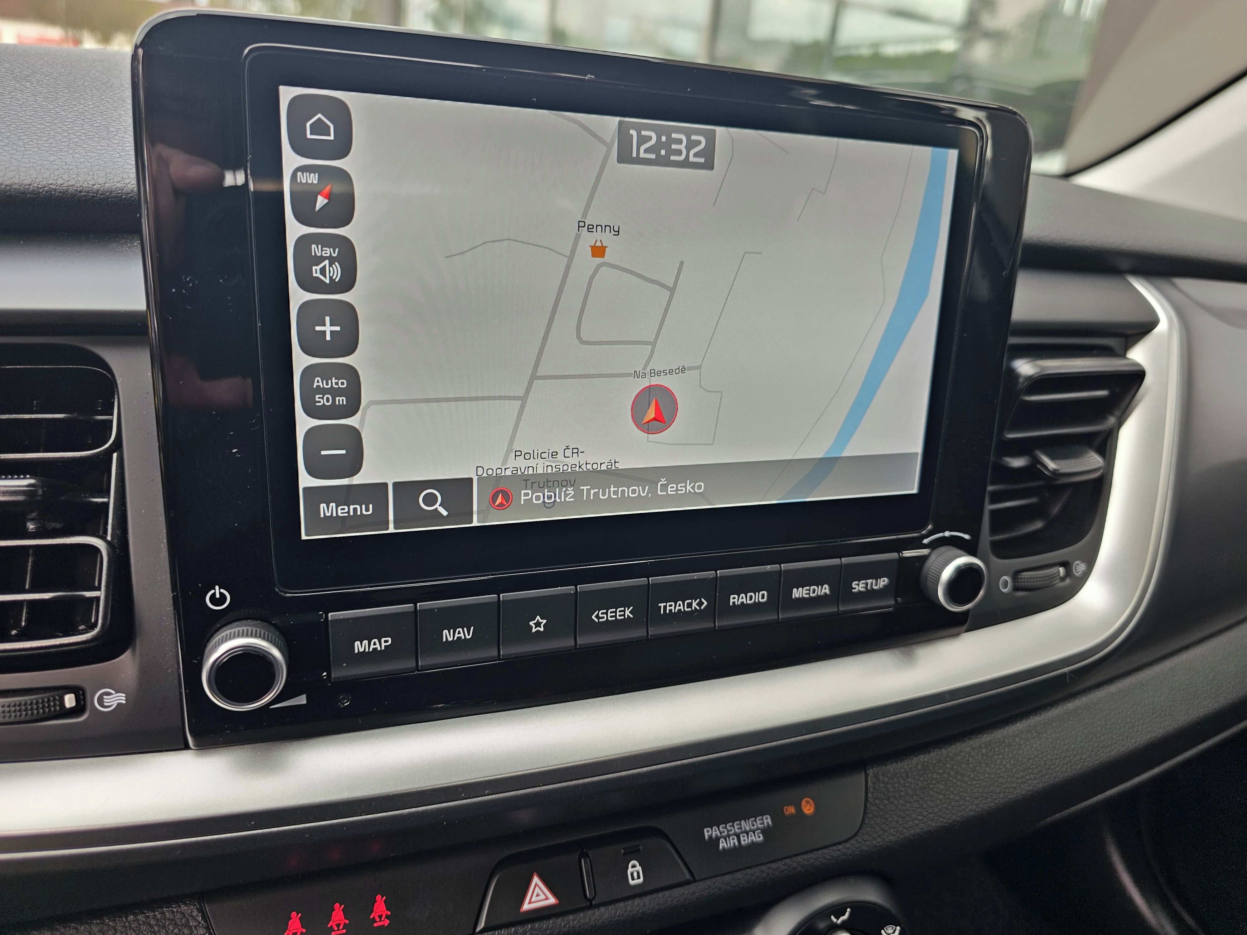 Kia Stonic, 1,2 DPi CVVT SPIN nízké KM! - fotka 4