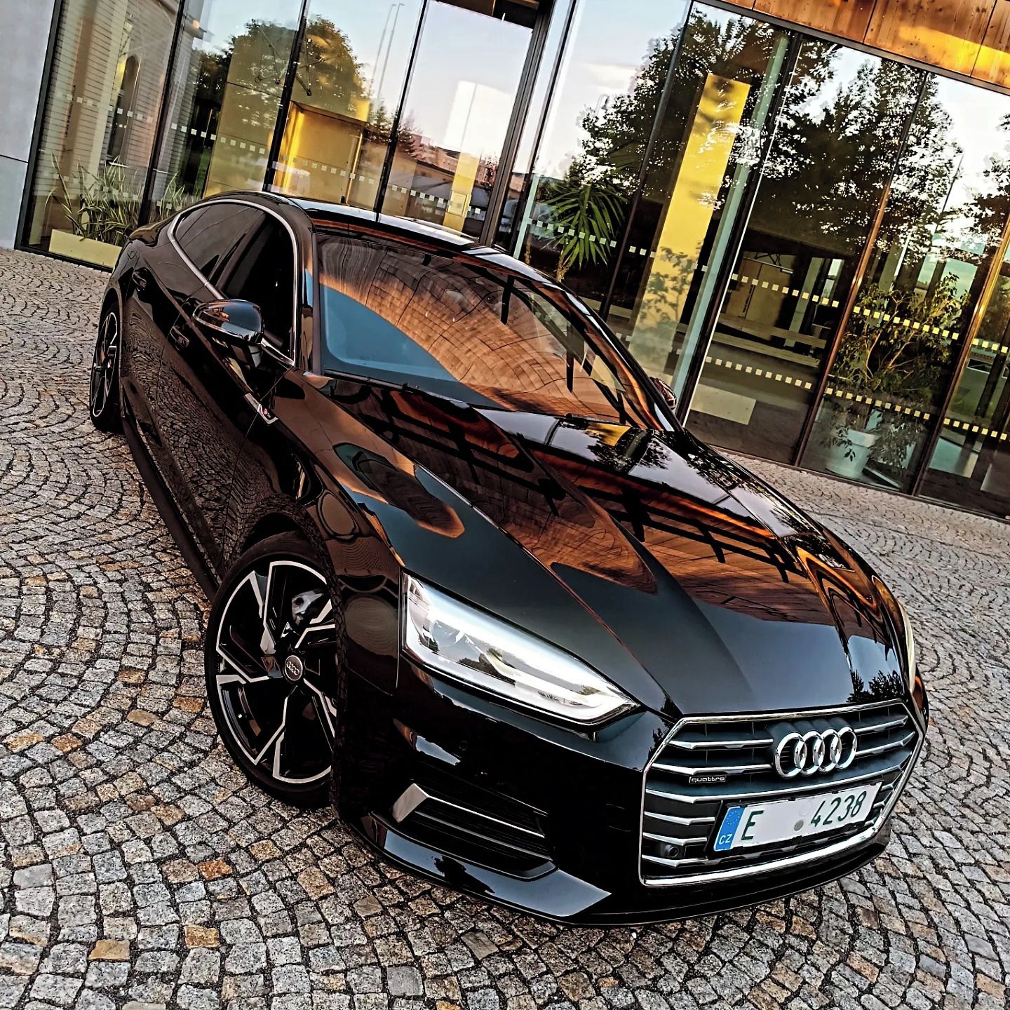 Audi A5, 2.0Tdi 140kw Quattro