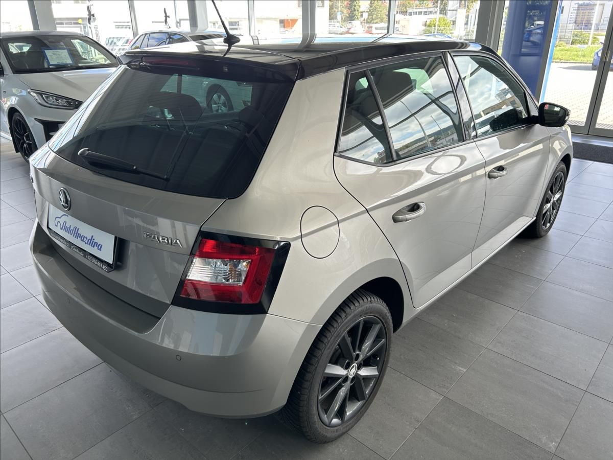 Škoda Fabia, 1,2   TSI,SERVISKA,ŘEMEN - fotka 6