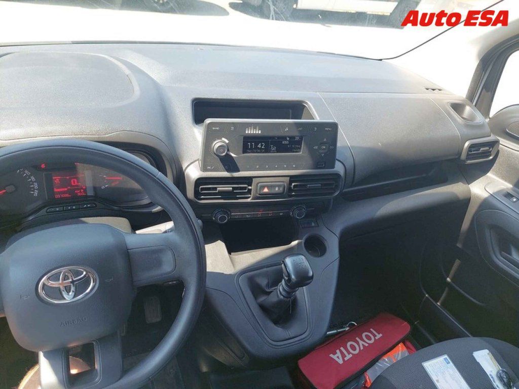 Toyota Proace City, 1.5D-4D MAXi,1.maj,ČR,AC - fotka 5