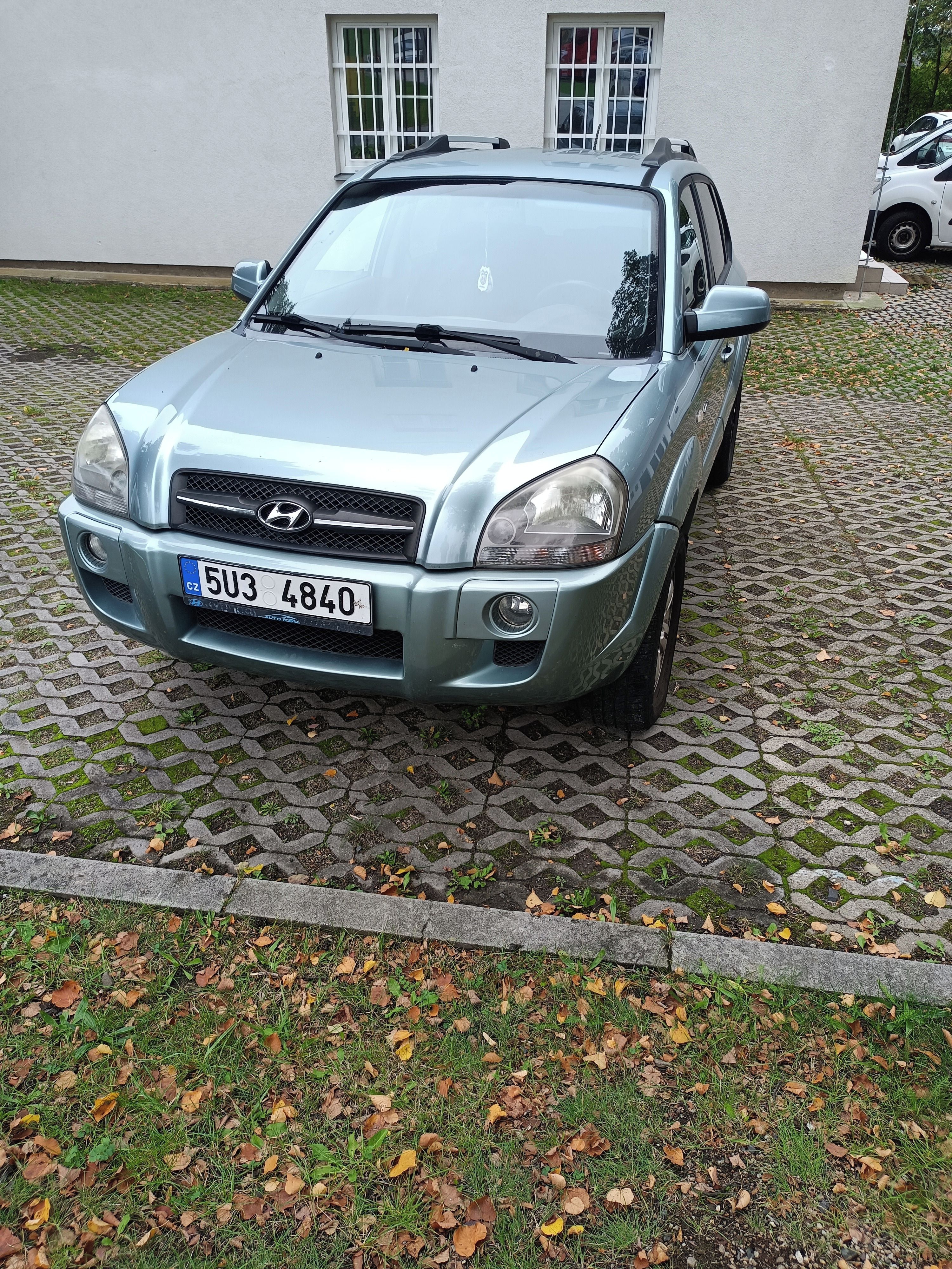 Hyundai Tucson, 2,0 4x4 CRDI - fotka 6