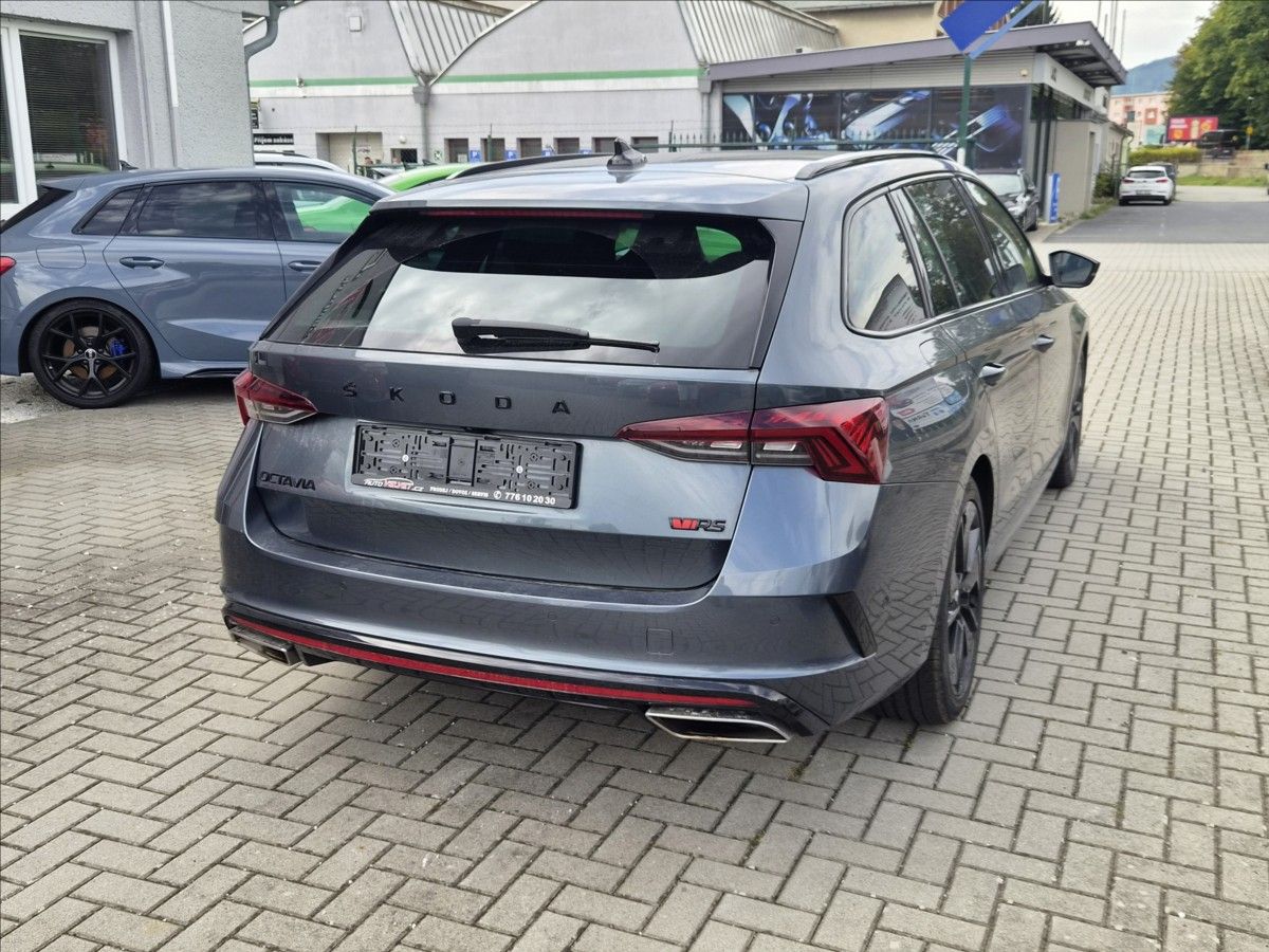 Škoda Octavia, 2,0 TSi RS *WEBASTO*CANTON*TAŽ - fotka 3