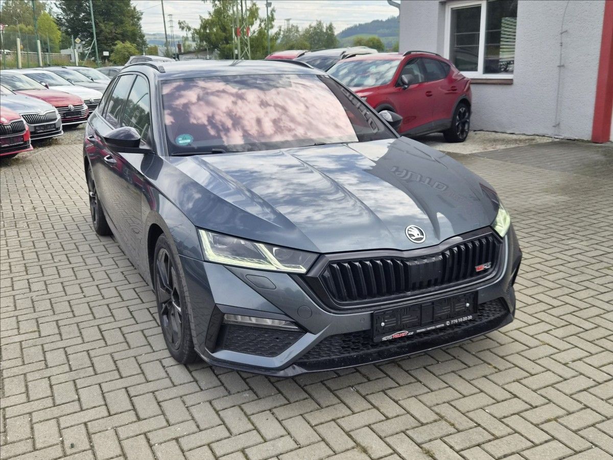 Škoda Octavia, 2,0 TSi RS *WEBASTO*CANTON*TAŽ - fotka 4
