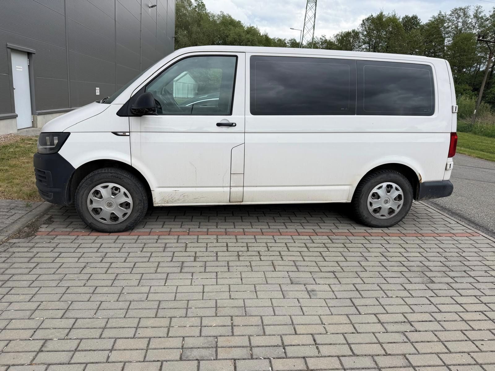 Volkswagen Transporter - fotka 4
