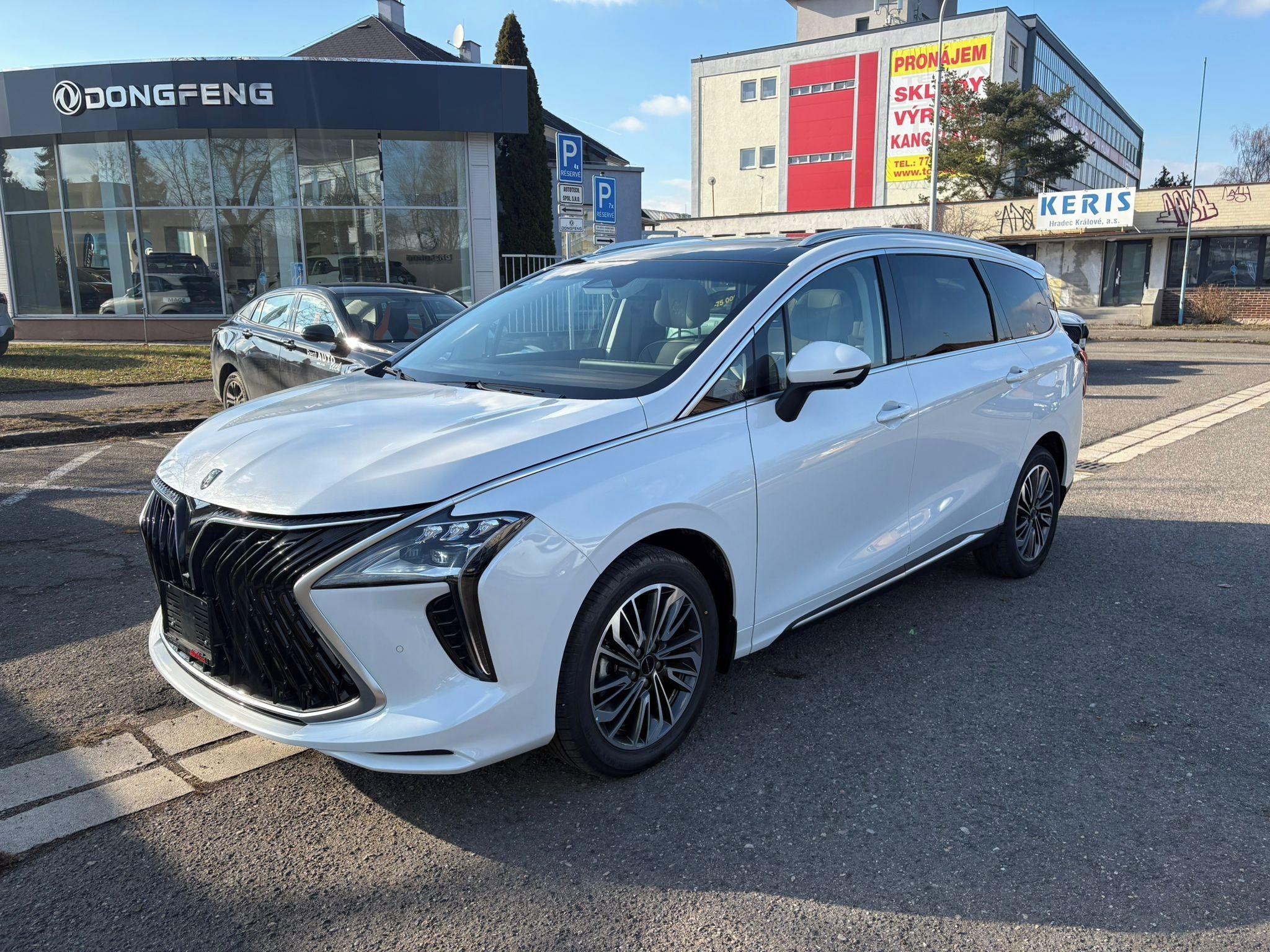 Dongfeng U-Tour, 1.5T 7DTC Exclusive FR URBAN