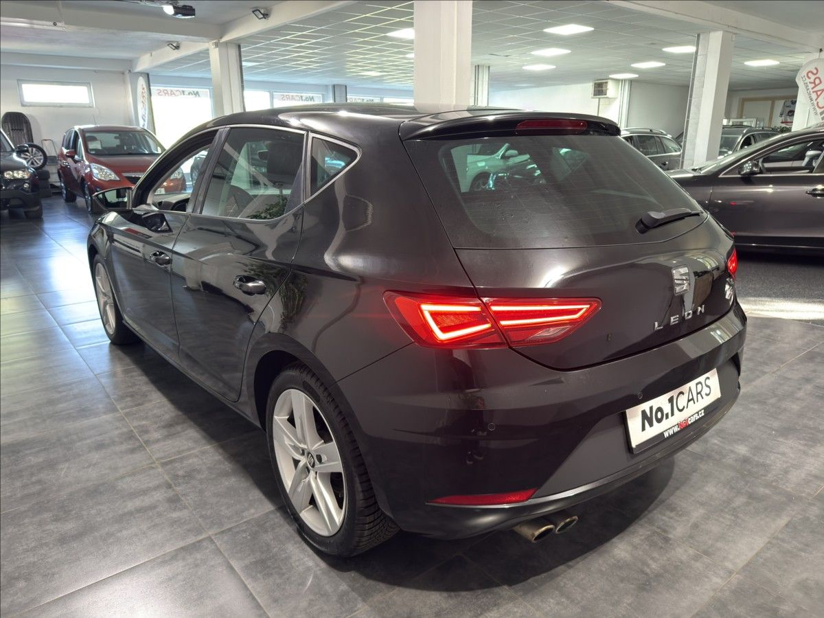 Seat Leon, 2,0   TDI FR 110KW VIRTUAL ACC - fotka 4