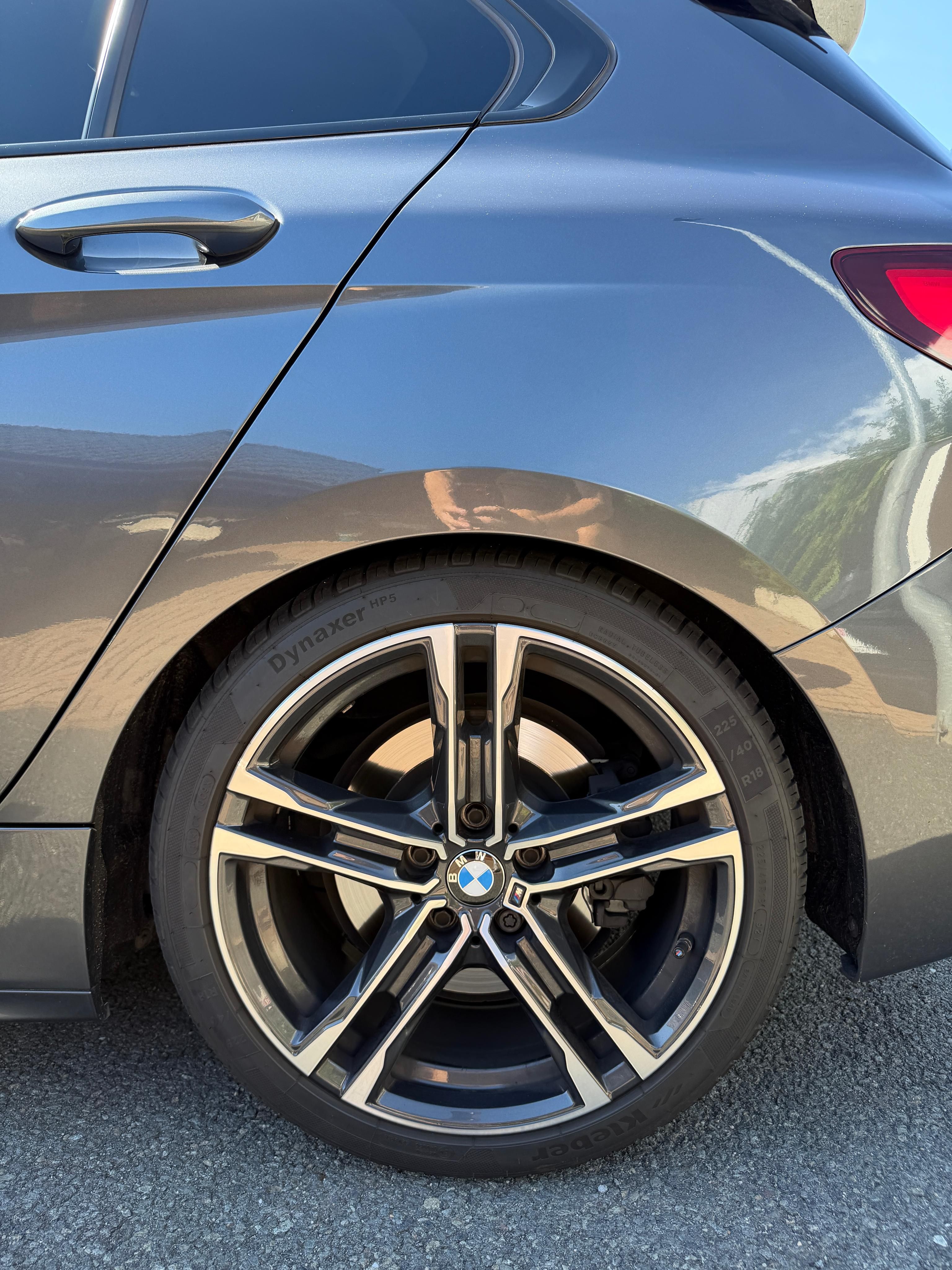 BMW Řada 1, BMW 120d xDrive M-Paket - fotka 4