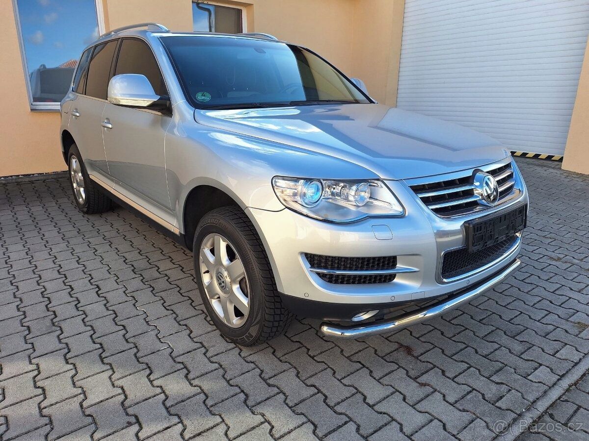Volkswagen Touareg, TOP NABÍDKA 5.0 V10 TDI - 87KM - fotka 3