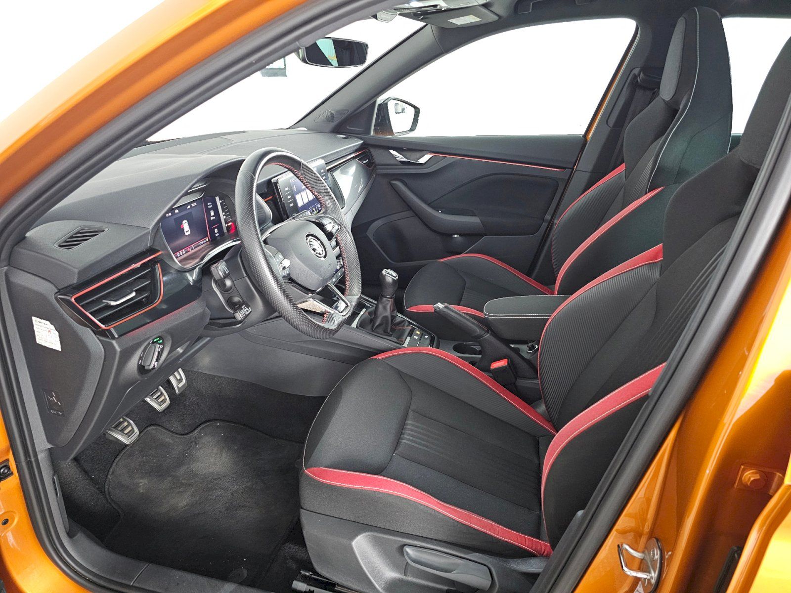 Škoda Kamiq, 1.5TSI 110kW Monte Carlo komfo - fotka 6