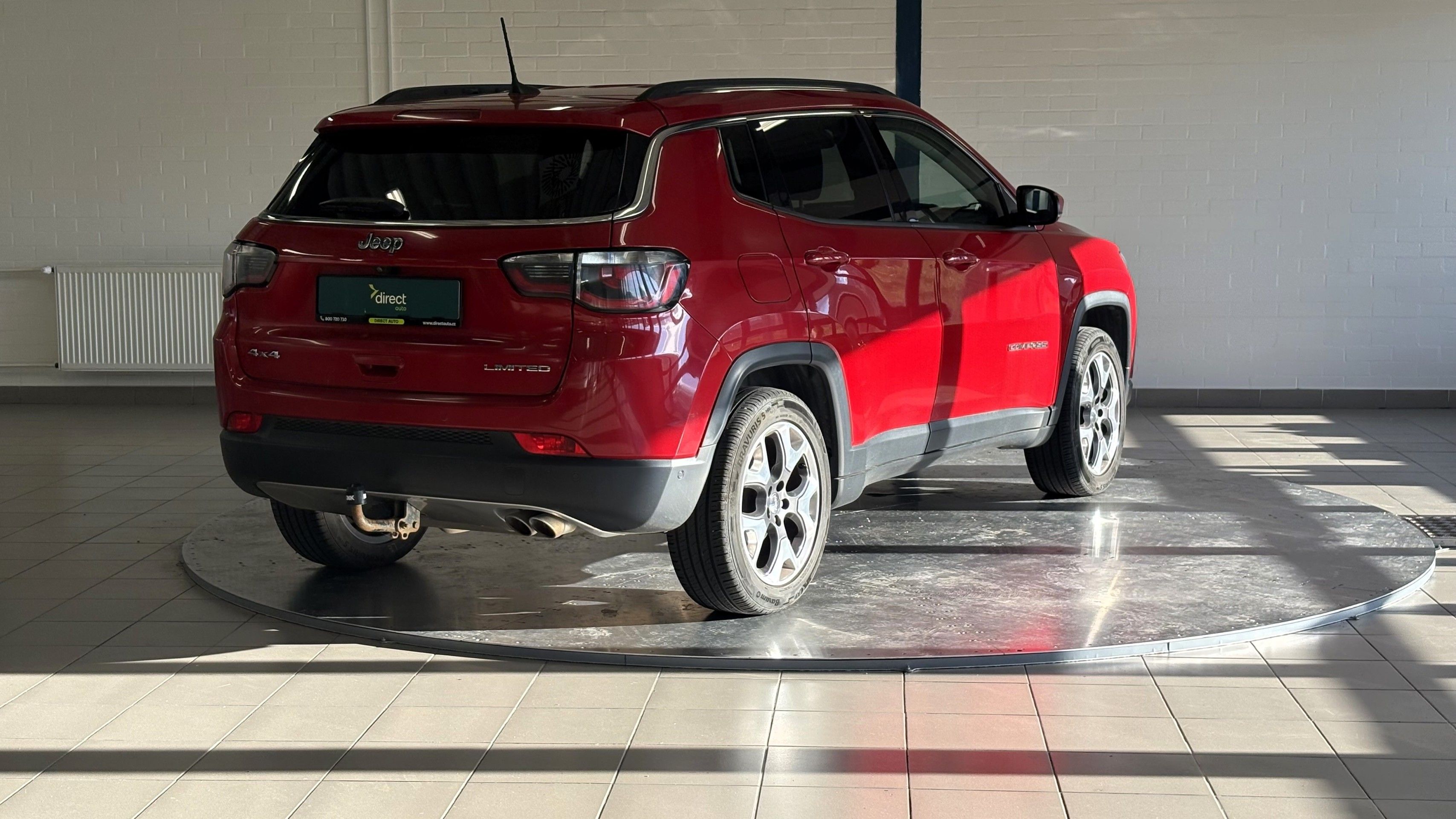 Jeep Compass, 2.0 M-JTD 103 kW - fotka 3