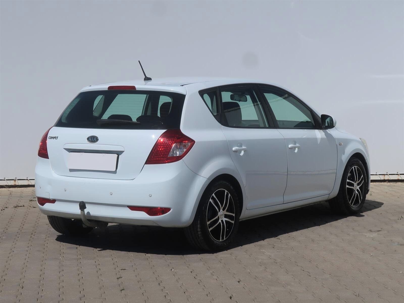 Kia Cee´d, 1.4 CVVT, Serv.kniha - fotka 5