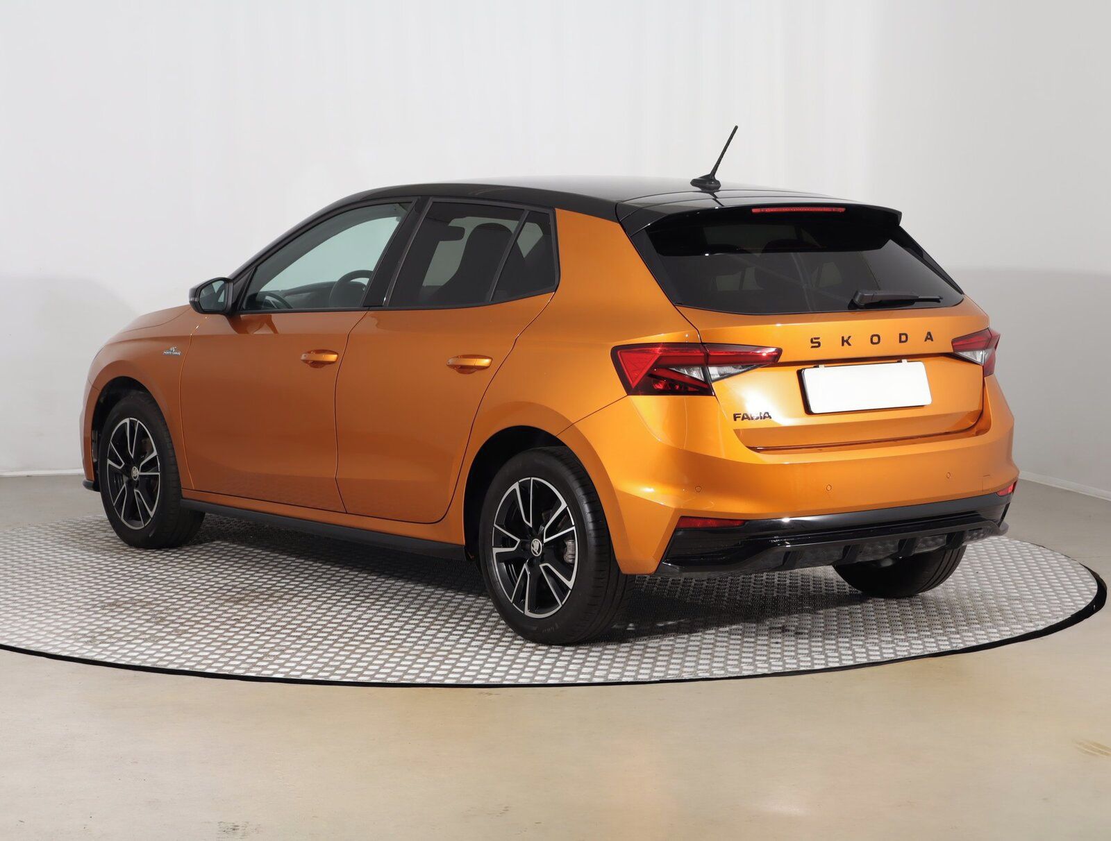 Škoda Fabia, 1.0 TSI, Monte Carlo, Automat - fotka 4