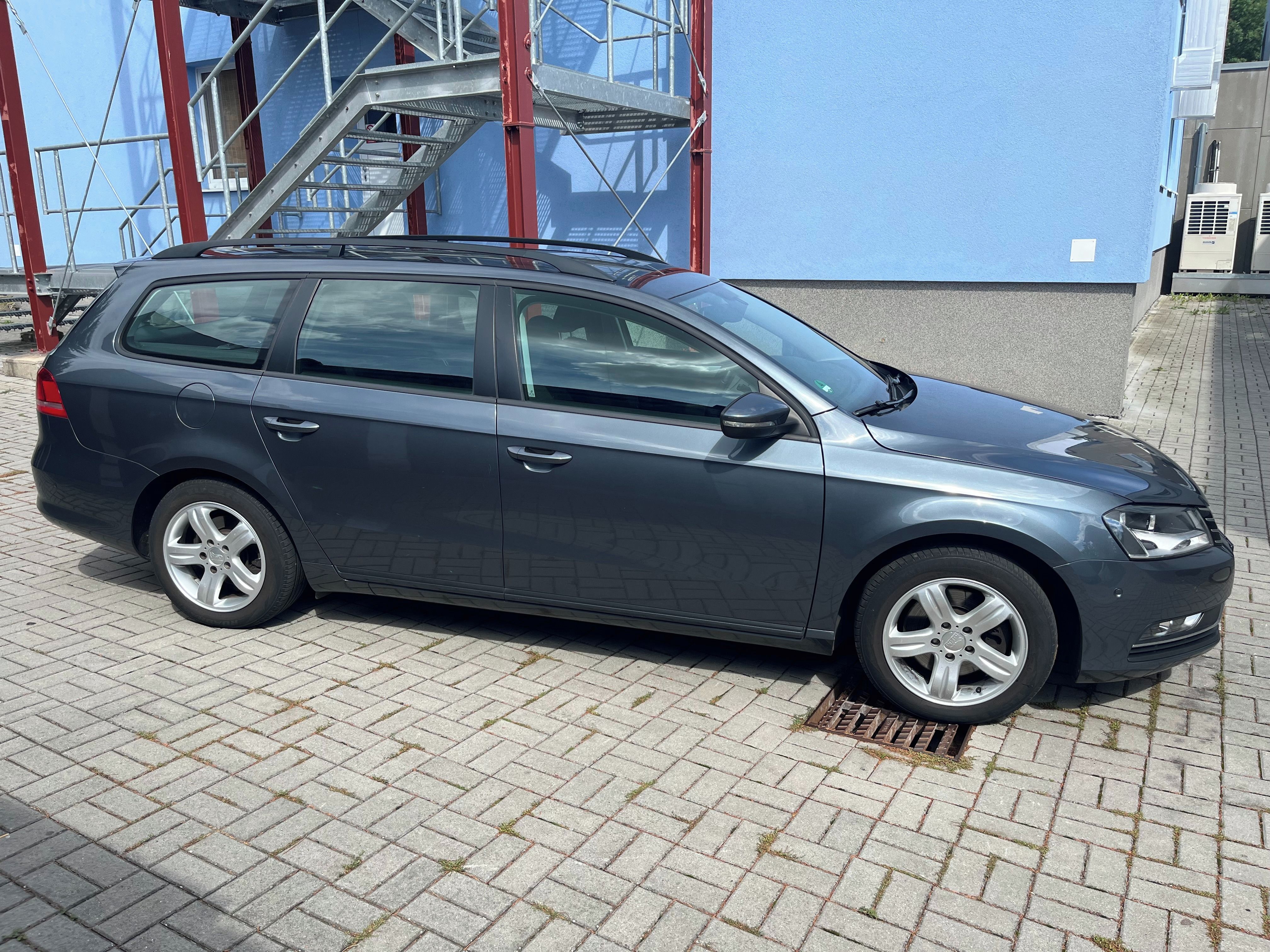 Volkswagen Passat, 1,6 TDI - fotka 2