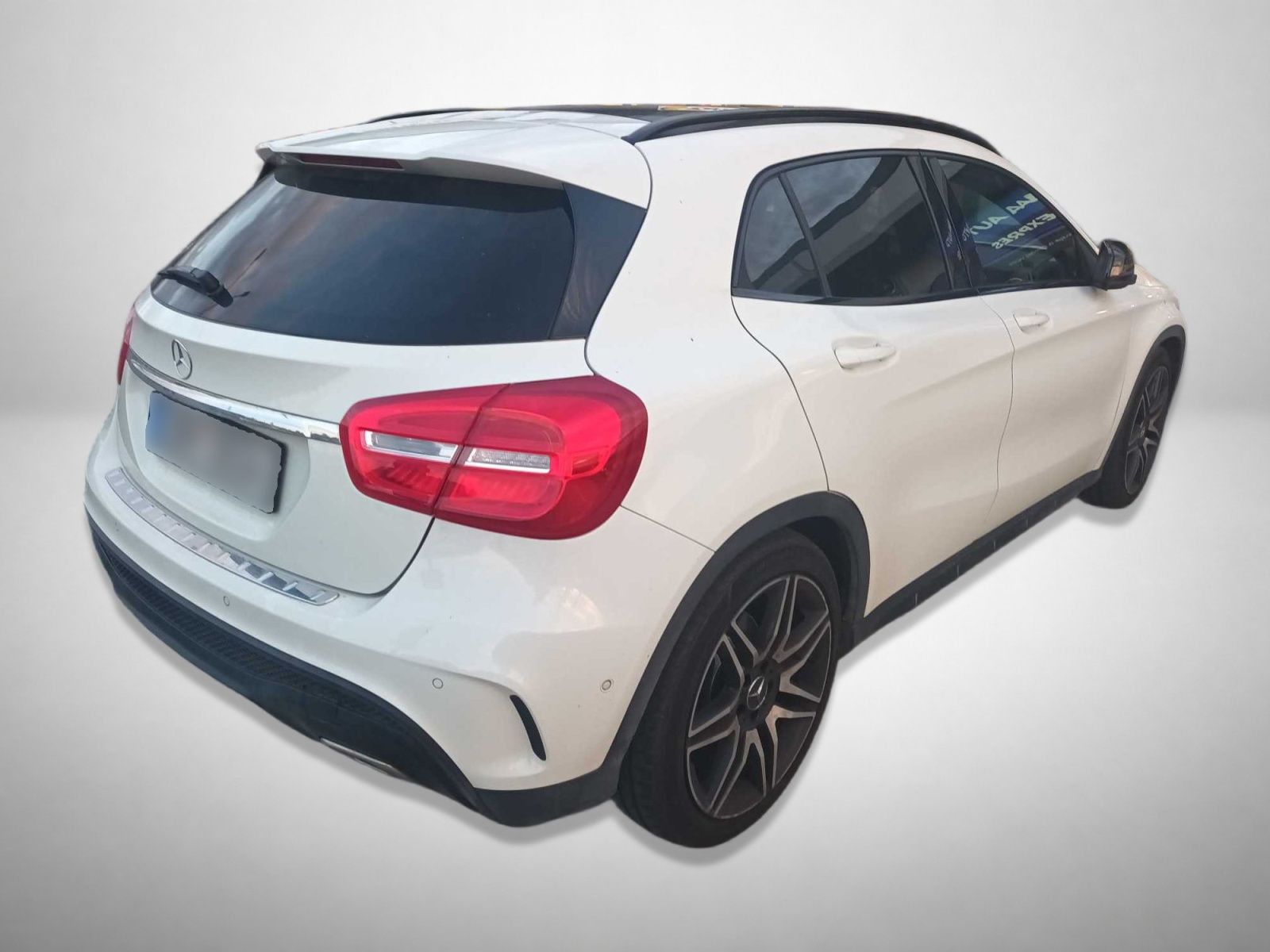 Mercedes-Benz GLA, 220 d, AMG line, Automat - fotka 2