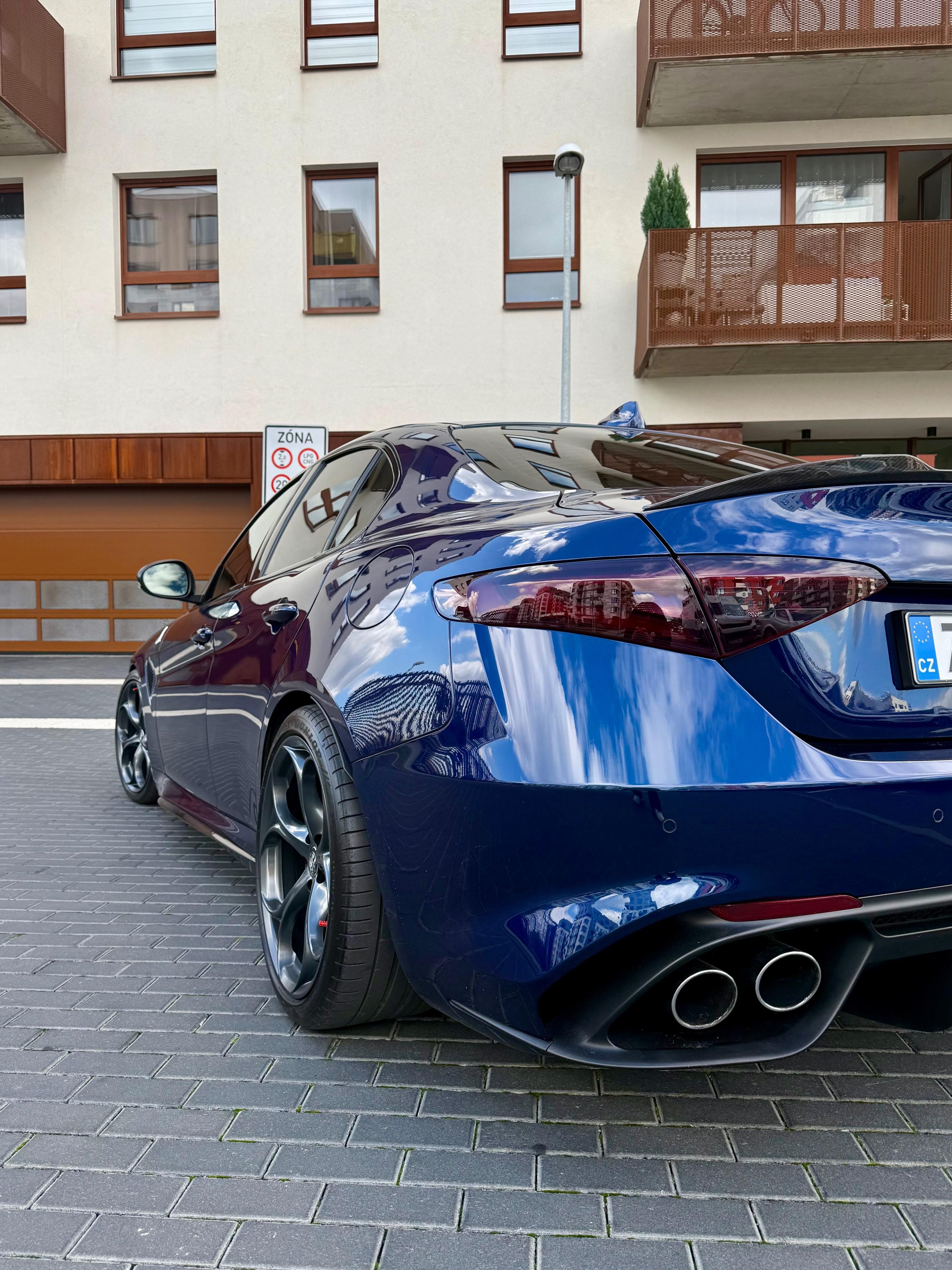Alfa Romeo Giulia, Quadrifoglio 2.9 V6 BiTurbo - fotka 5