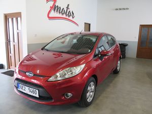 Ford Fiesta, 1.4i,klima,výhřev,GHIA,senzory