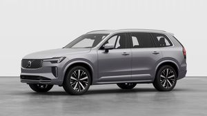 Volvo XC90, B5 2.0L 250+14k AT8 AWD PLUS D