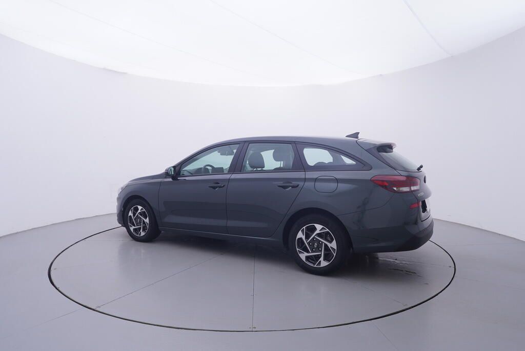 Hyundai i30, Comfort 1.0 GDI 73 kW - fotka 3