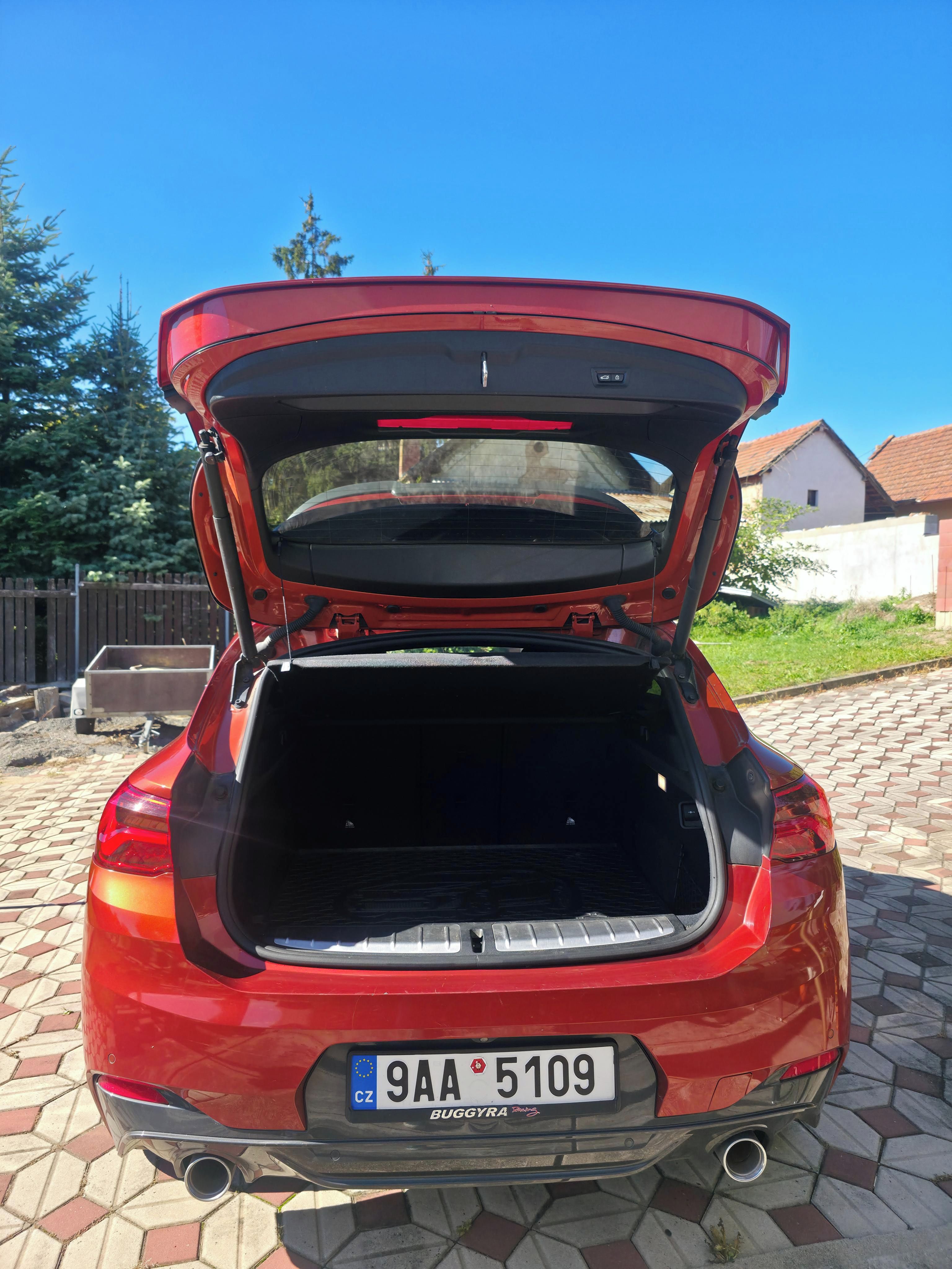BMW X2, xDrive20d Model M Sport - fotka 4