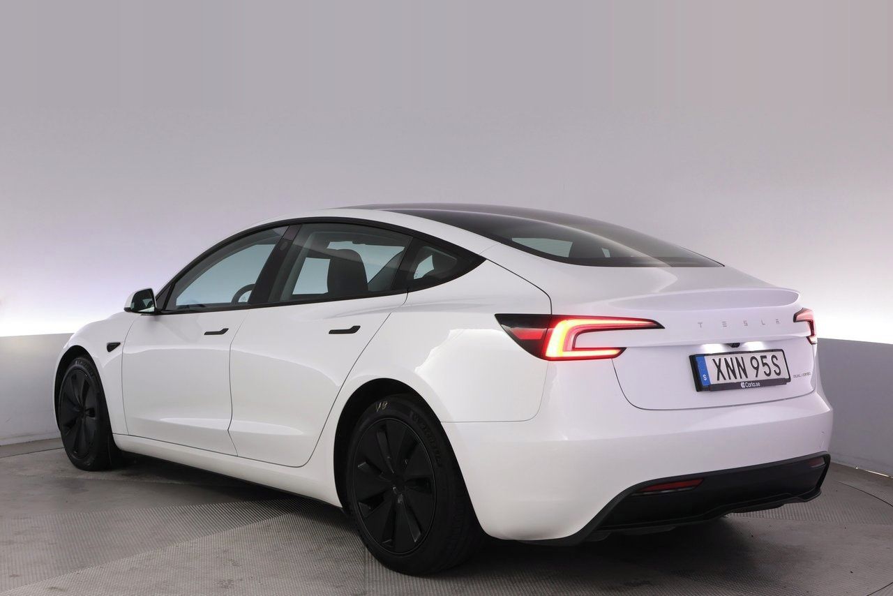 Tesla Model 3, Long Range AWD SoH 93% - fotka 3