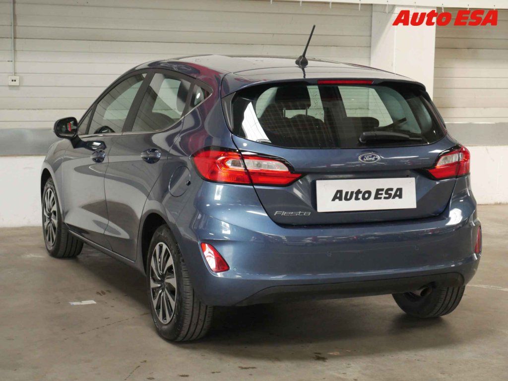 Ford Fiesta, 1.0i,1.maj,ČR,LED,AC - fotka 4