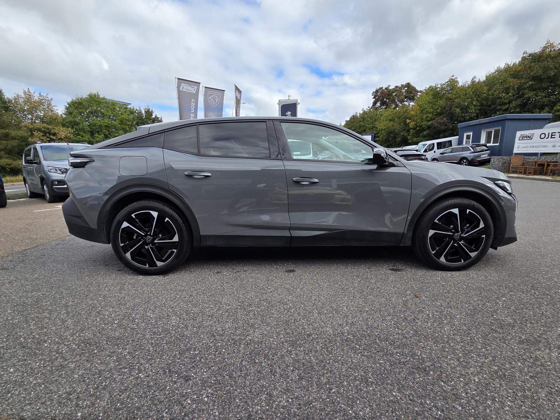 Peugeot 408, Hybrid e-DCS 145 ALLURE EAT6 - fotka 6