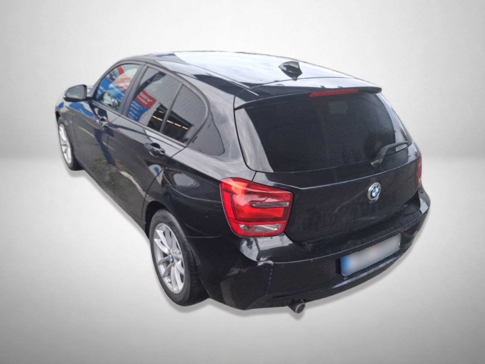 BMW Řada 1, 116d, Klima, Tempomat - fotka 2