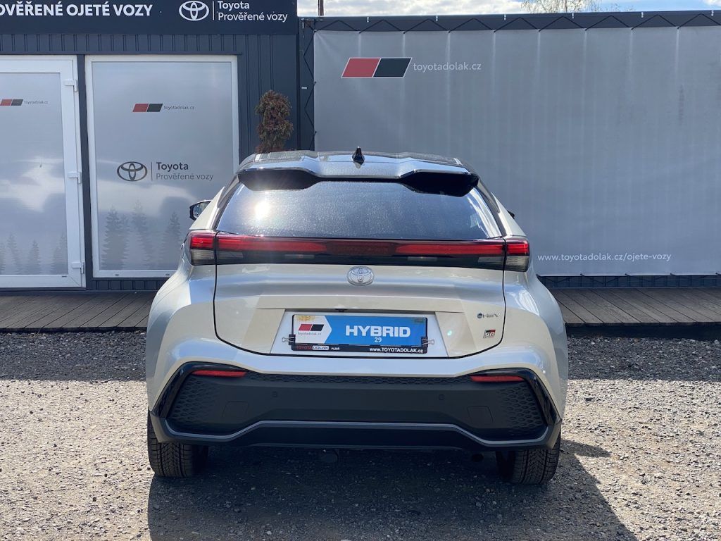 Toyota C-HR, 2.0HEV, ČR, GR Sport, 4x4 - fotka 6